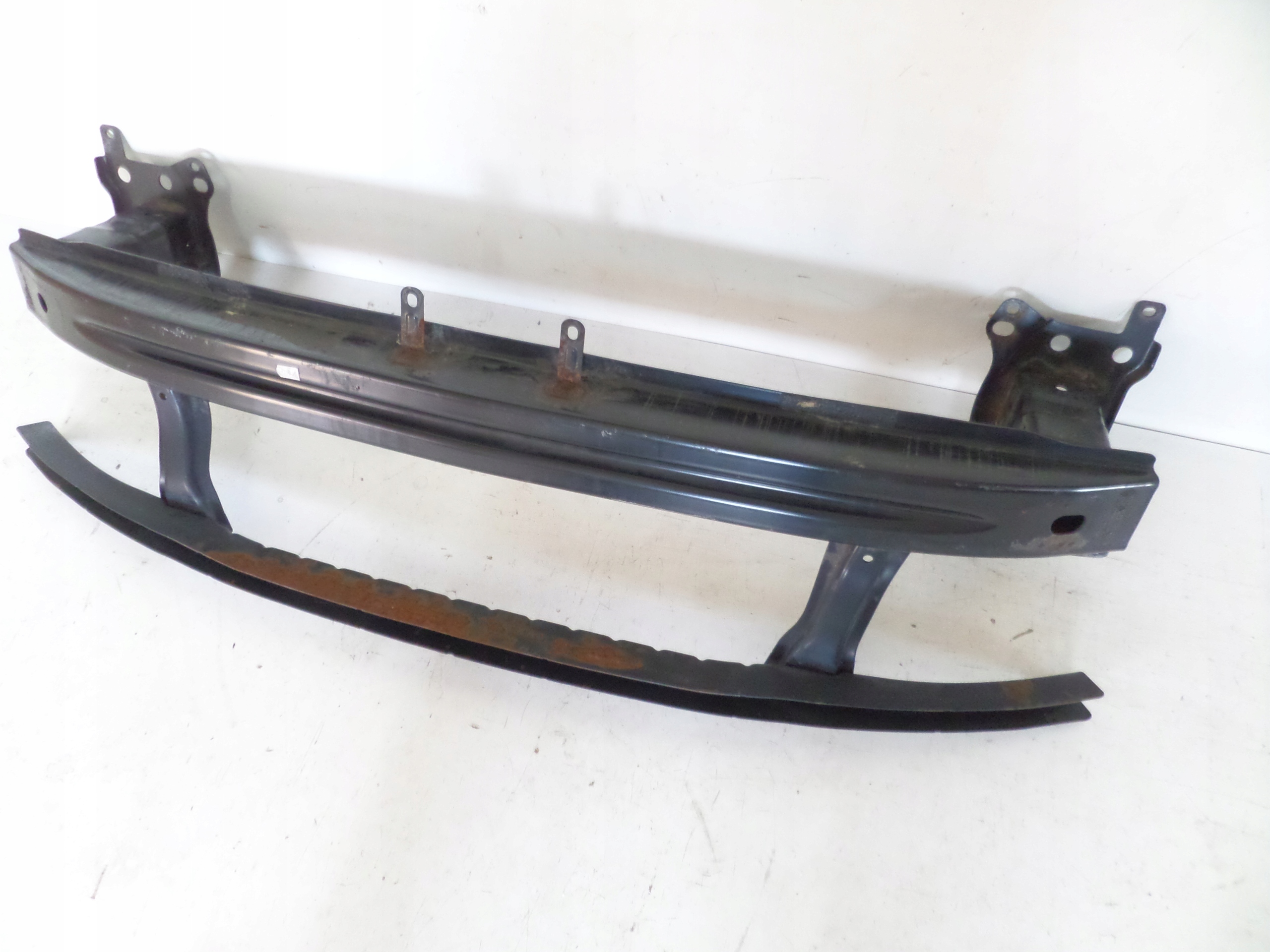 PREDNA VYSTUHA VW PASSAT B6 3C0 05-