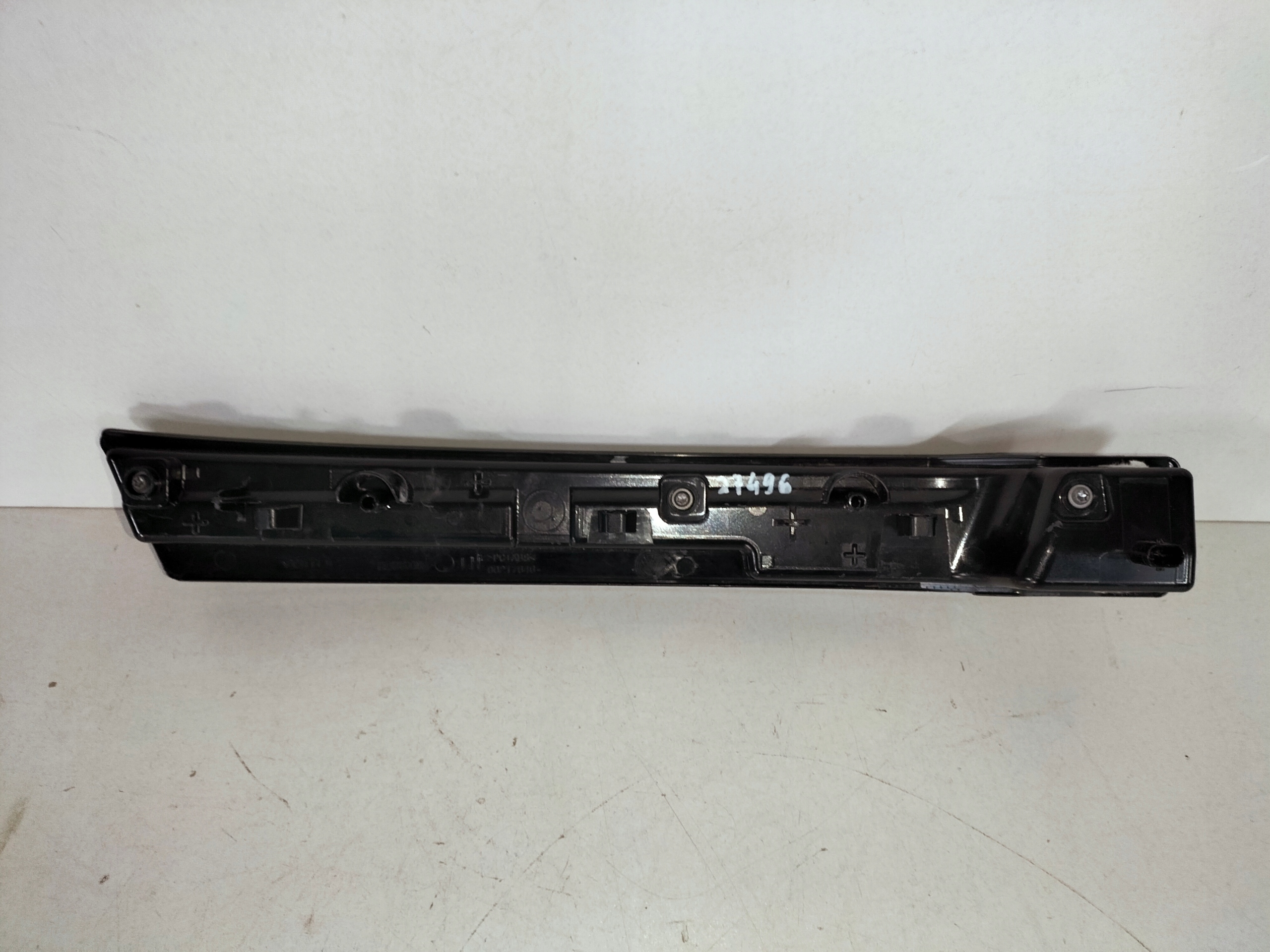 ĽAVÉ PREDNÉ SVETLO LED DRL VW ID4 20-