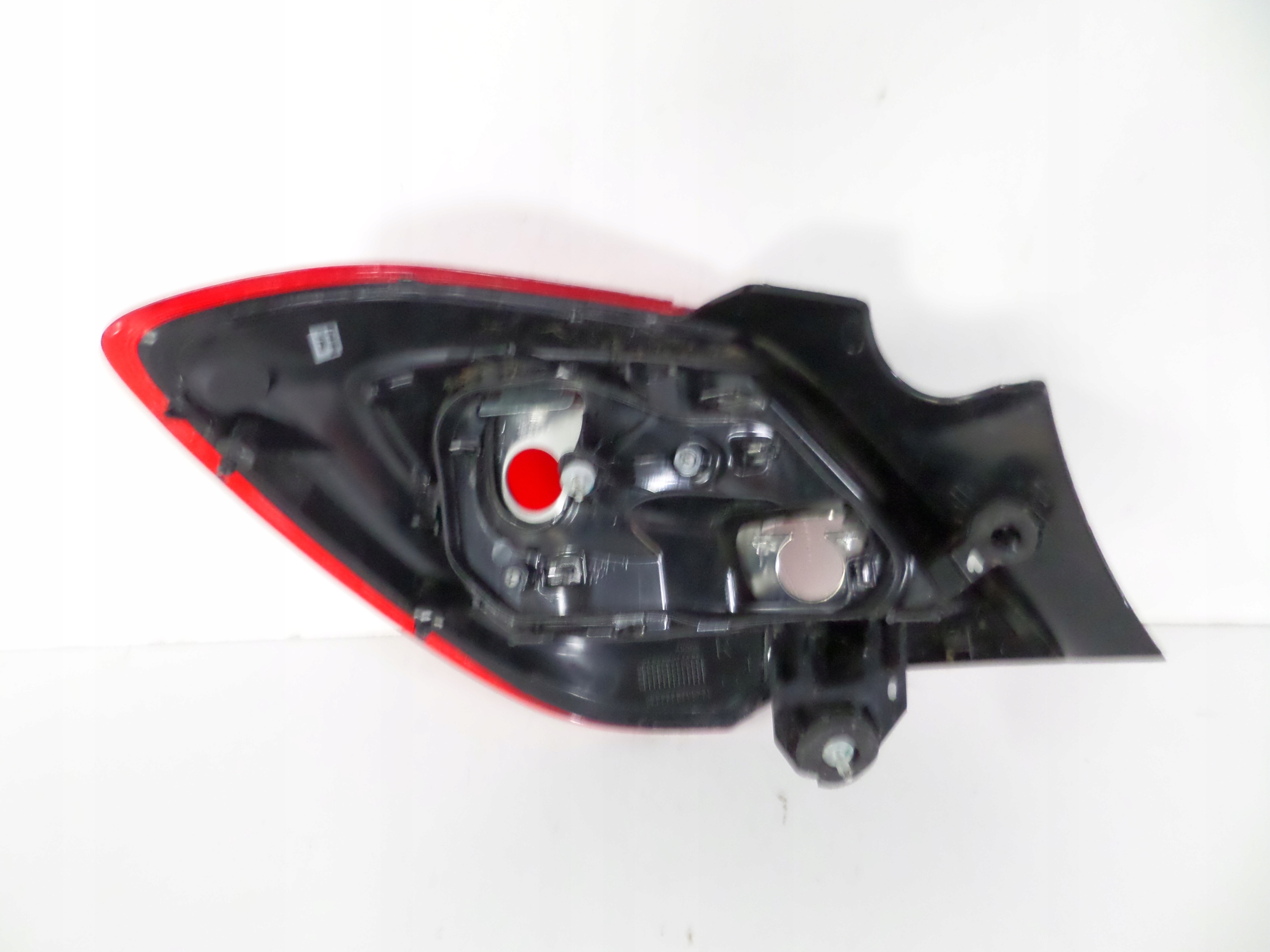 PRAVE ZADNE SVETLO OPEL CORSA E 14- 3DVERE