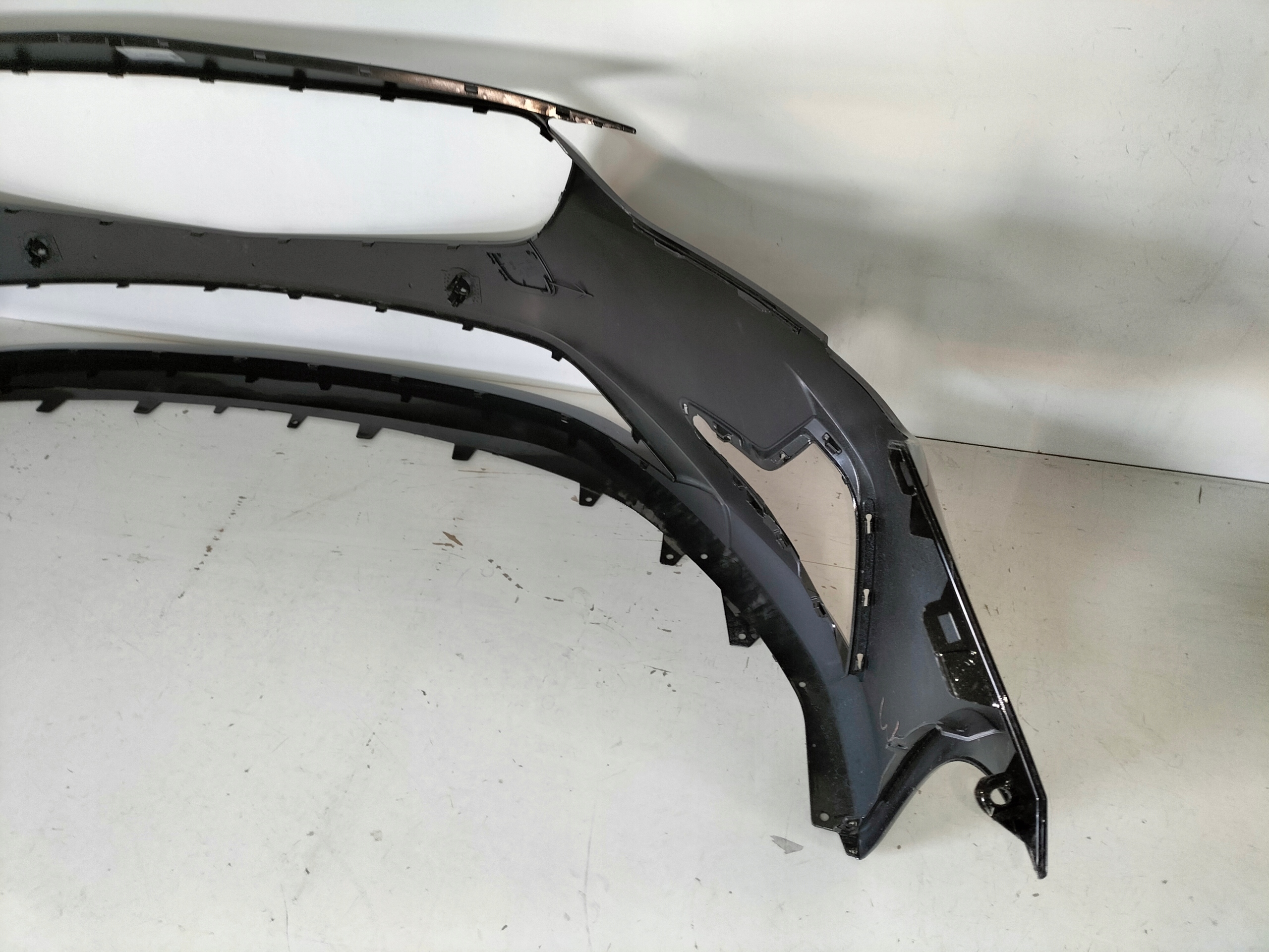 PREDNÝ NÁRAZNÍK OPEL INSIGNIA B LIFT 20-