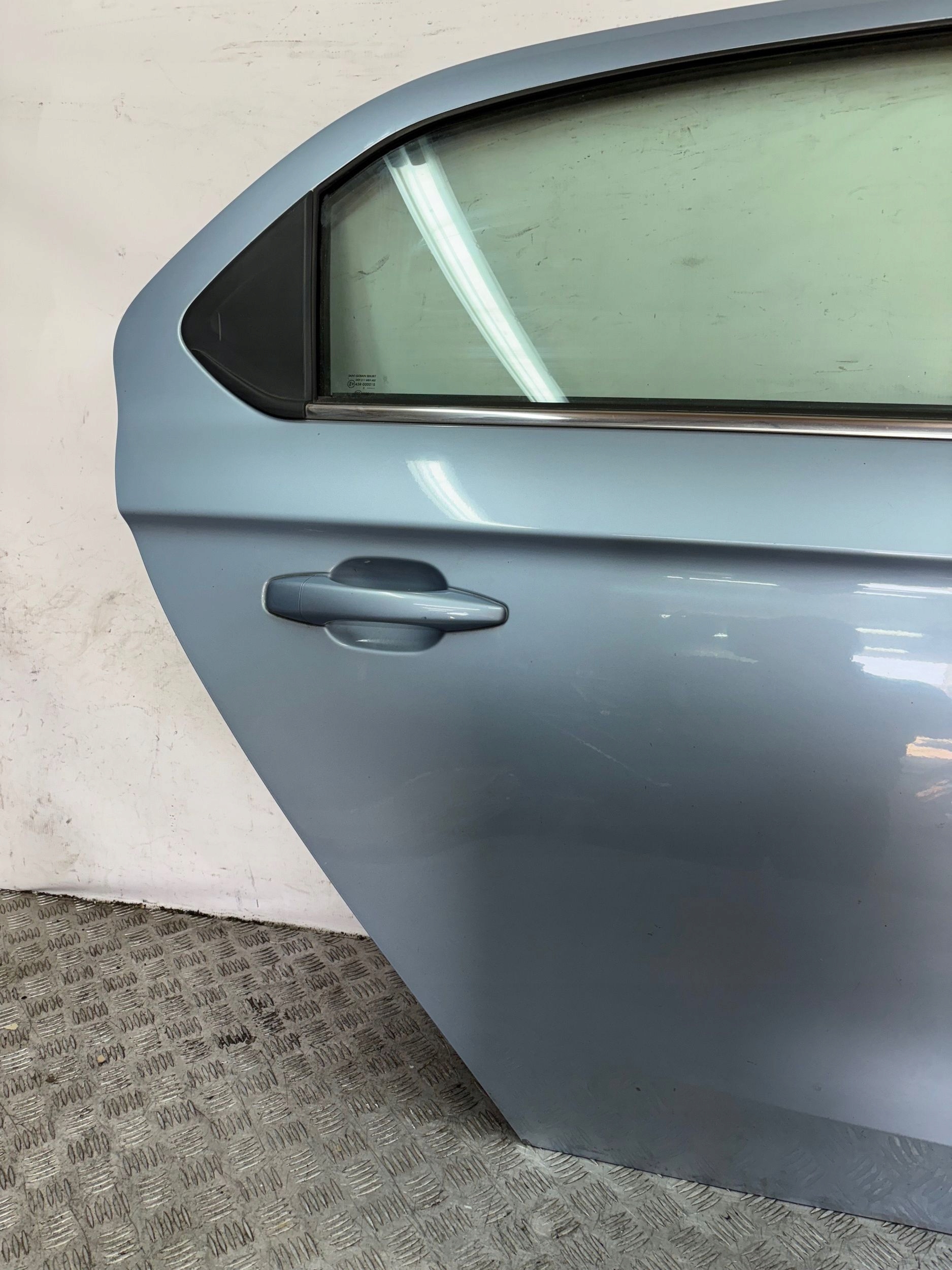 PRAVE ZADNE DVERE CITROEN C-ELYSEE