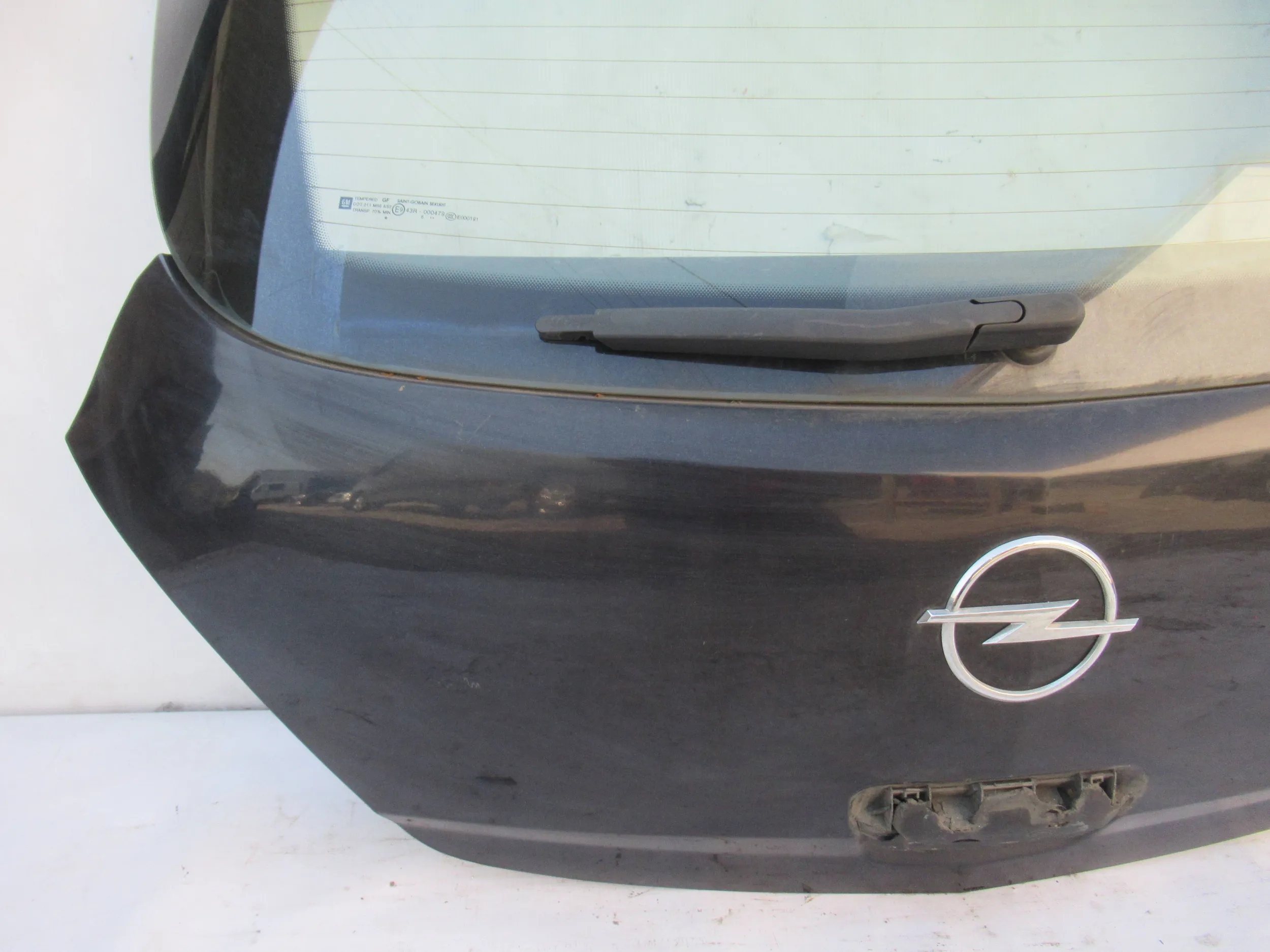 ZADNÁ KAPOTA OPEL CORSA D 3D