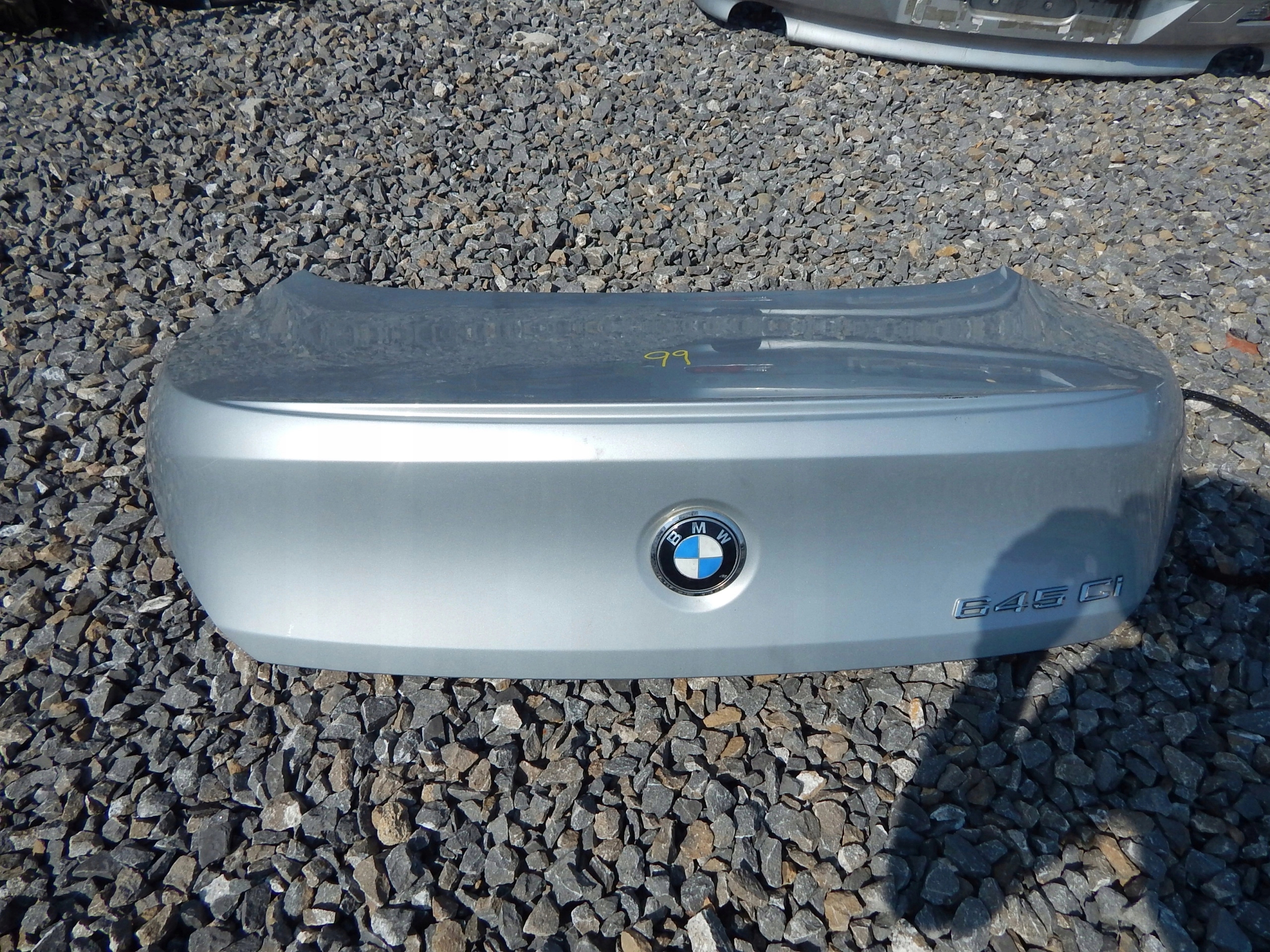 BMW 6 E63 ZADNÁ KAPOTA