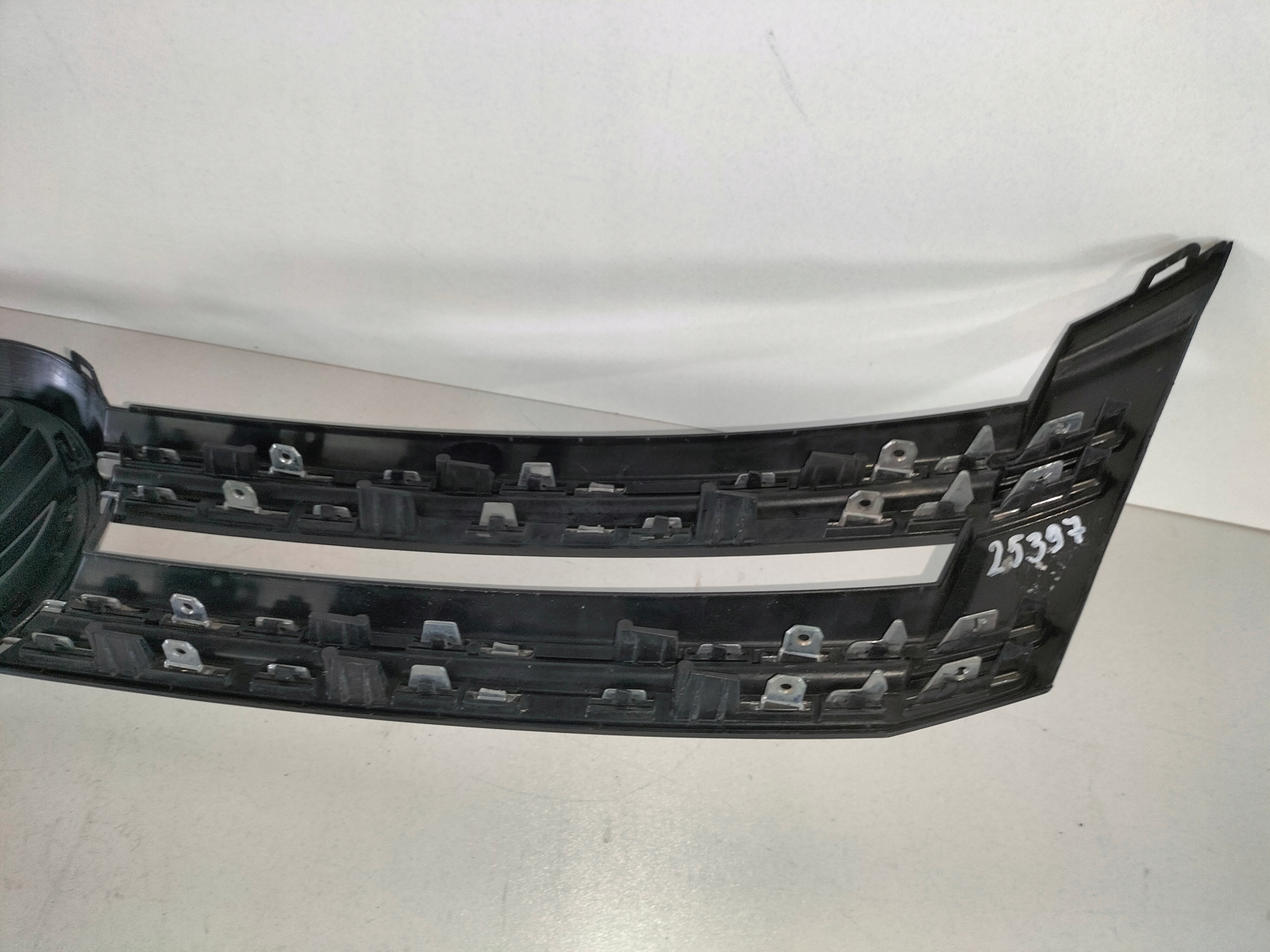 MRIEZKA LISTA VW TIGUAN I LIFT 11-15
