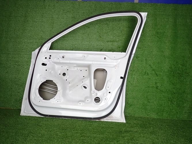 AUDI A4 B9 8W0 LIFT 19- PRAVE PREDNE DVERE