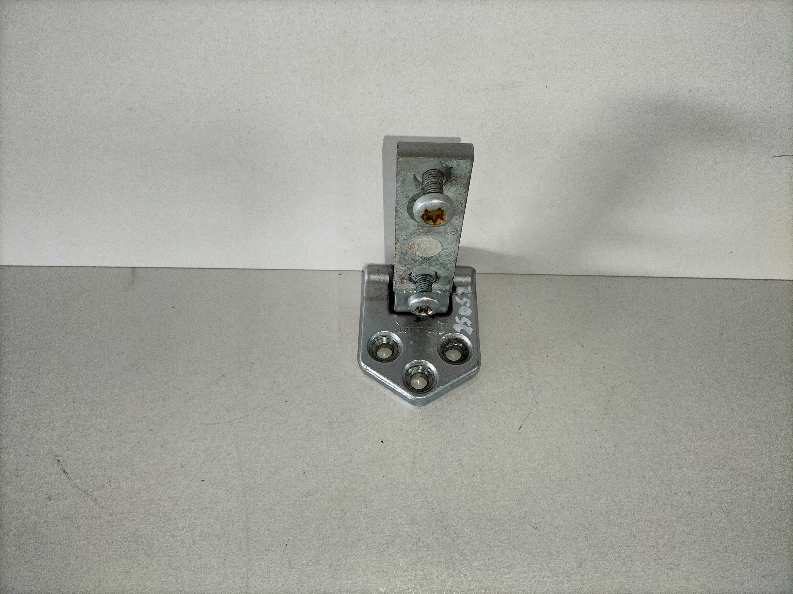 PANT ZADNÝCH DVERÍ PRAVY VW CADDY III 04-