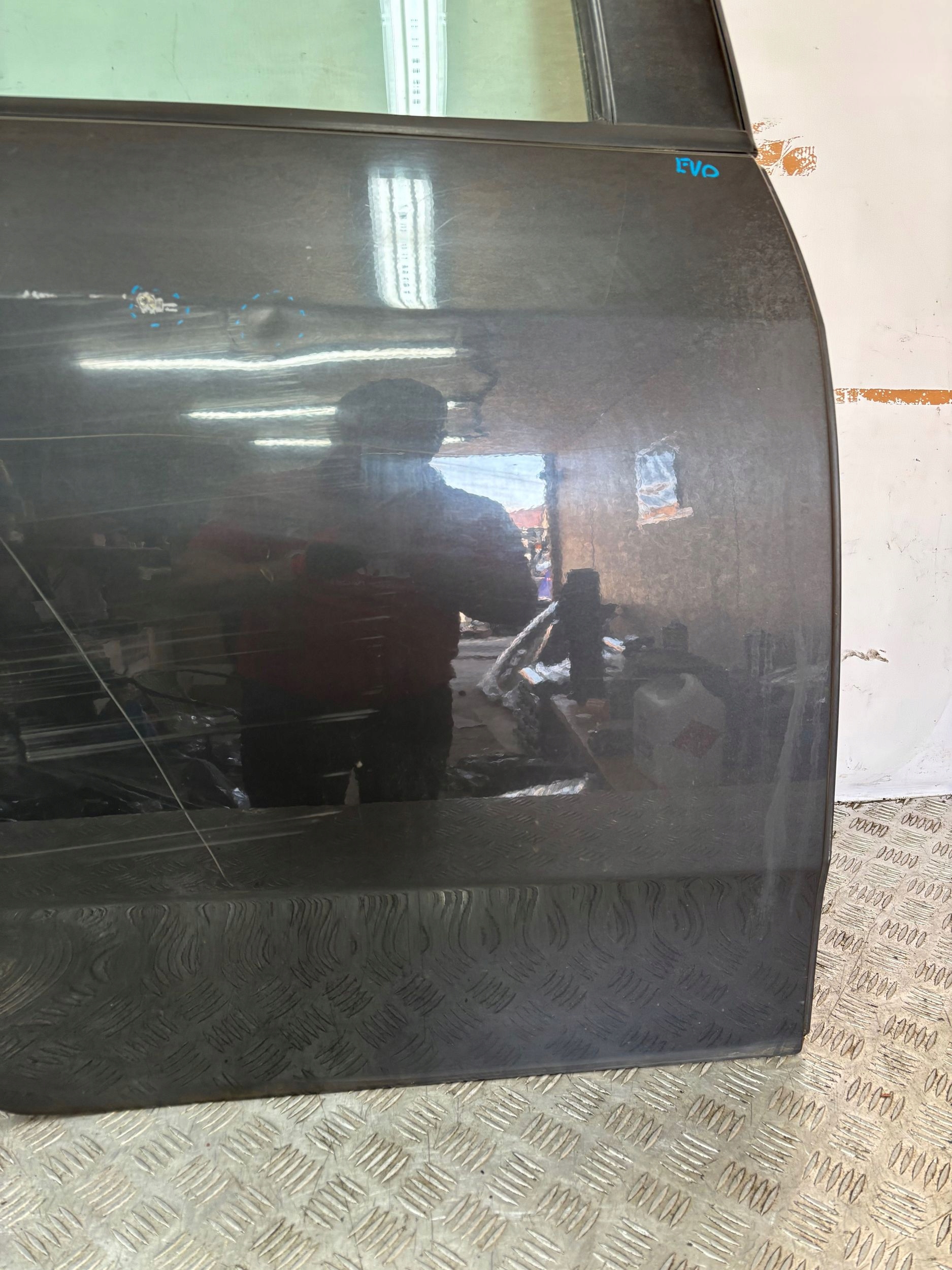 PRAVE ZADNE DVERE FIAT GRANDE PUNTO EVO