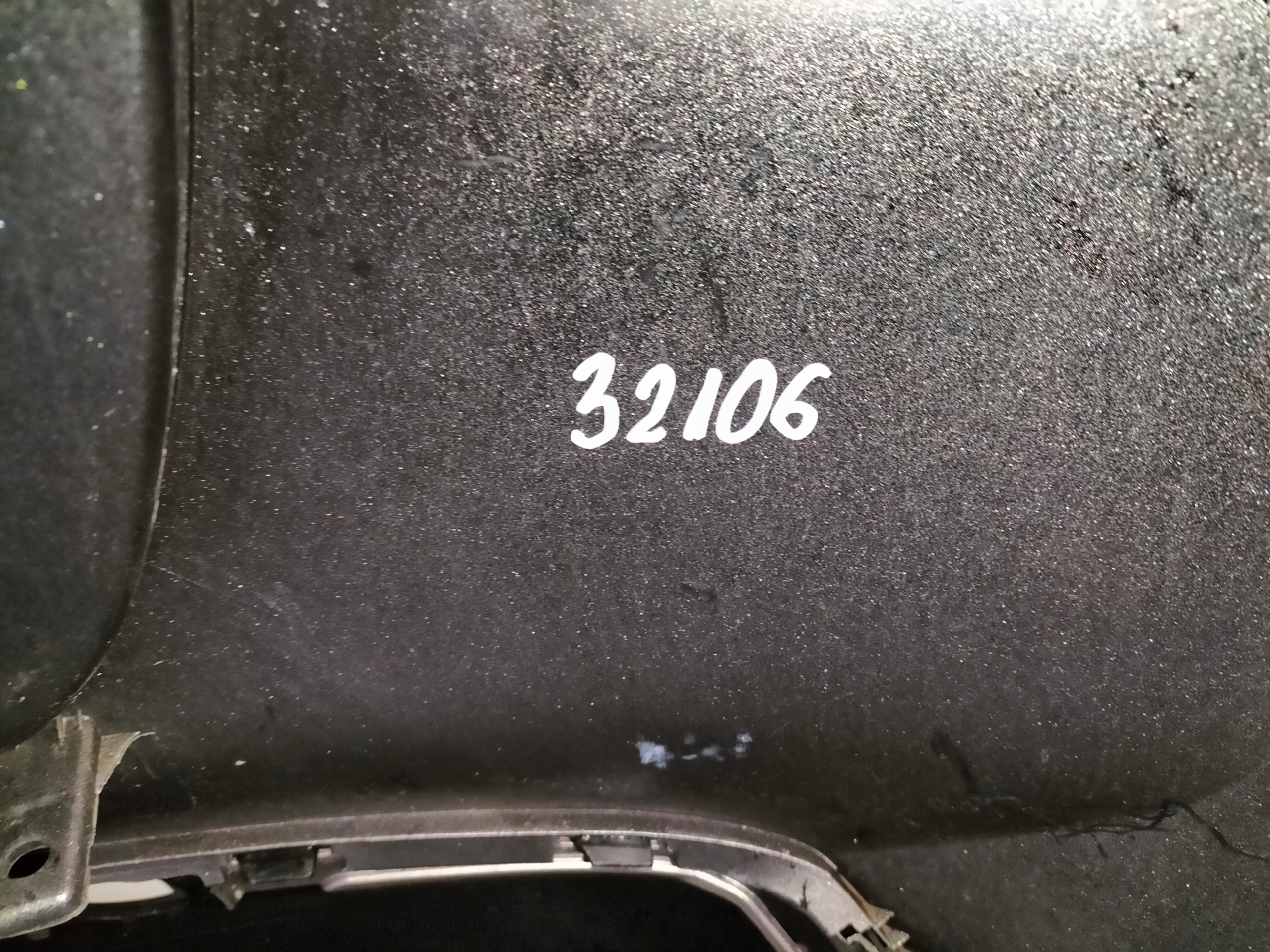 ZADNÝ NÁRAZNÍK HYUNDAI I30 III 17- KOMBI