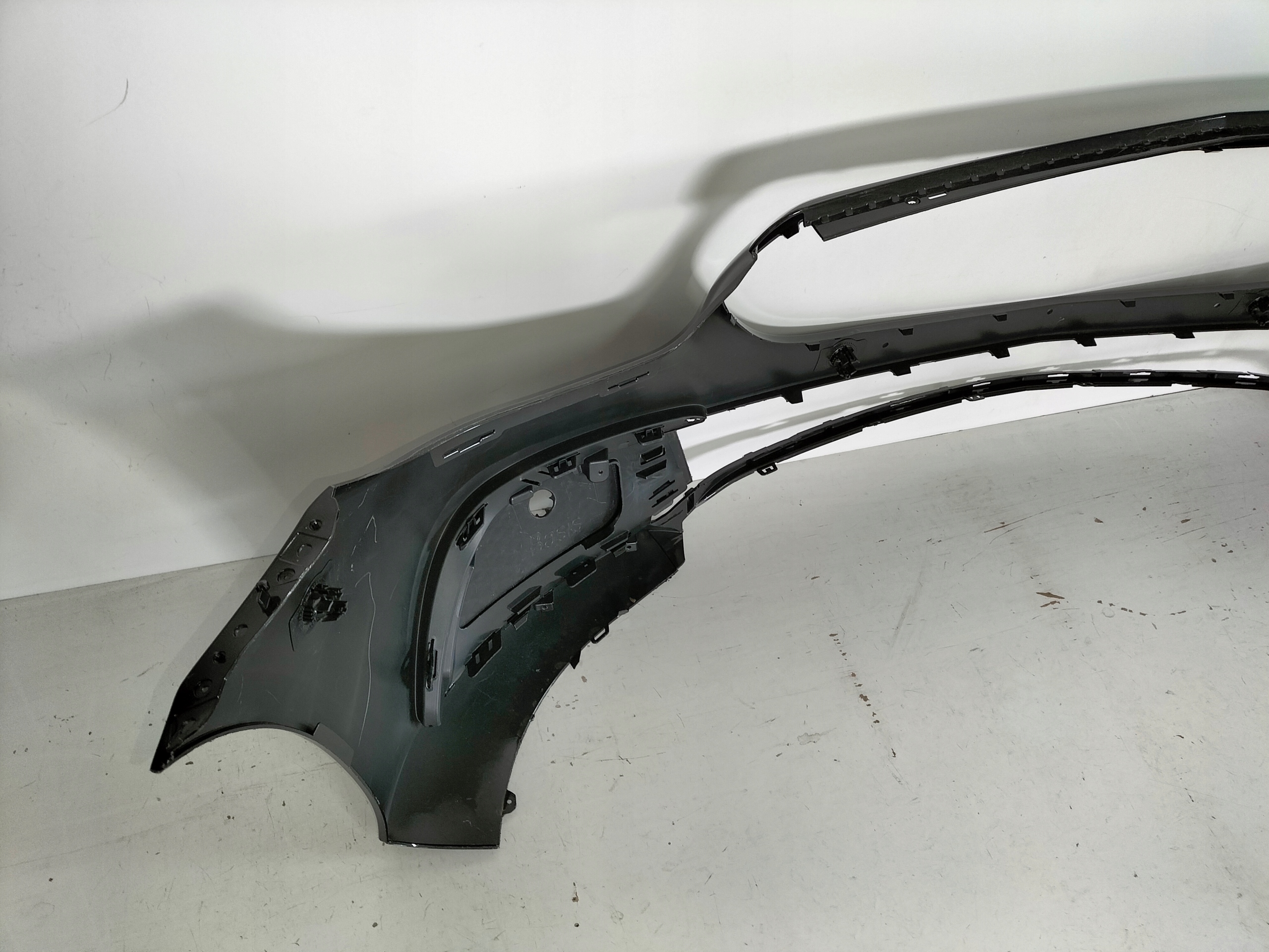 PREDNÝ NÁRAZNÍK MERCEDES E KLASA W213 LIFT 20-