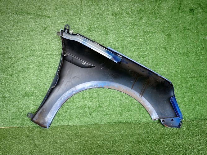 RENAULT MEGANE IV ĽAVÝ PREDNÝ BLATNÍK