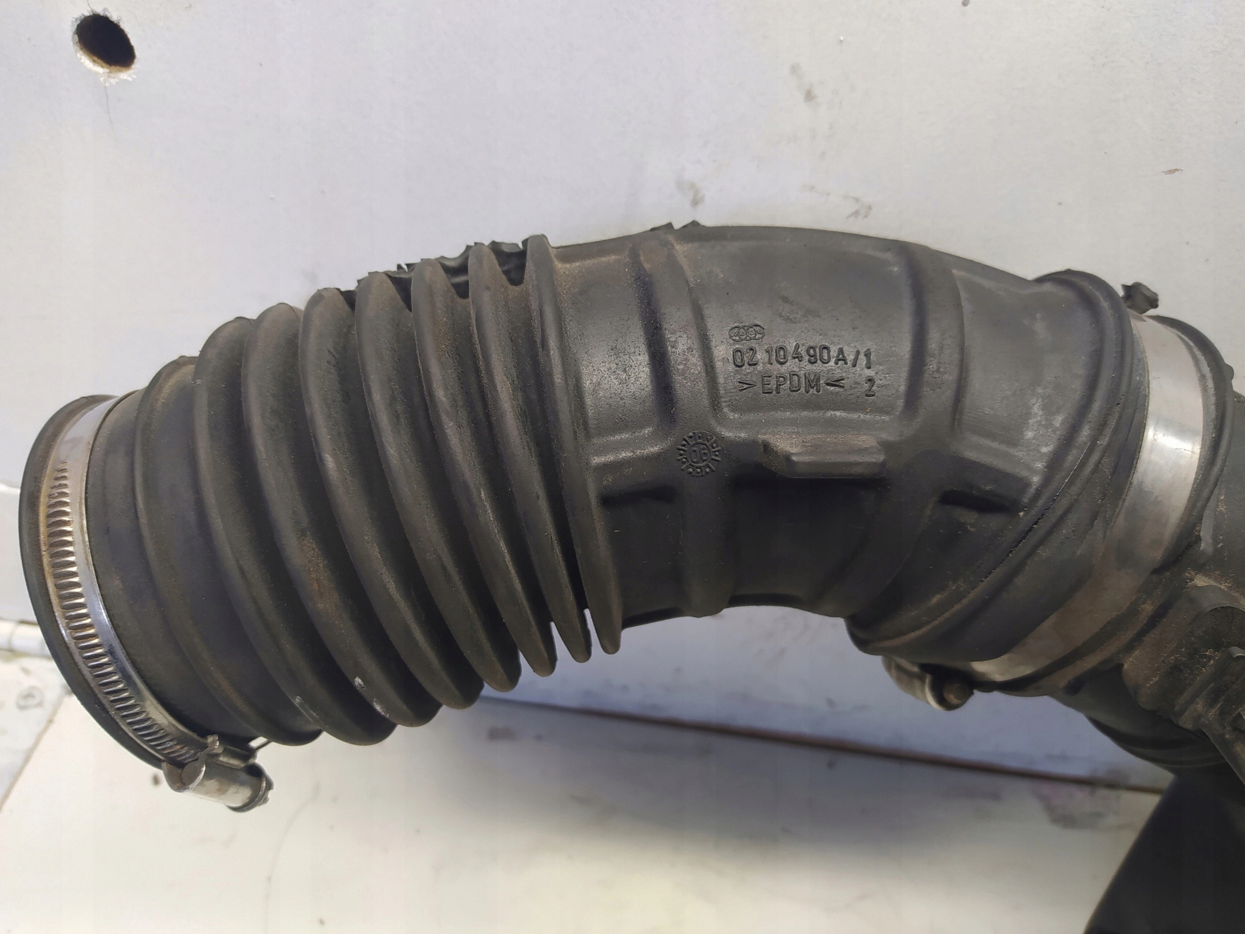 CHRYSLER 300C 3.0 CRD OBAL FILTERA 05281522AB