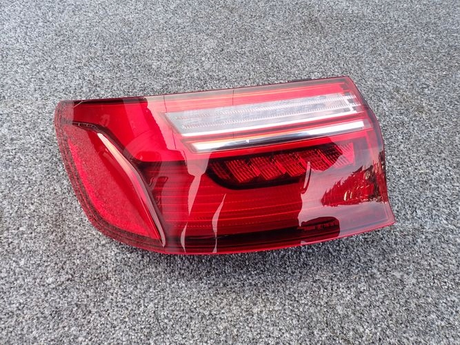AUDI A4 B9 SEDAN LIFT 19-  LAVE ZADNE SVETLO