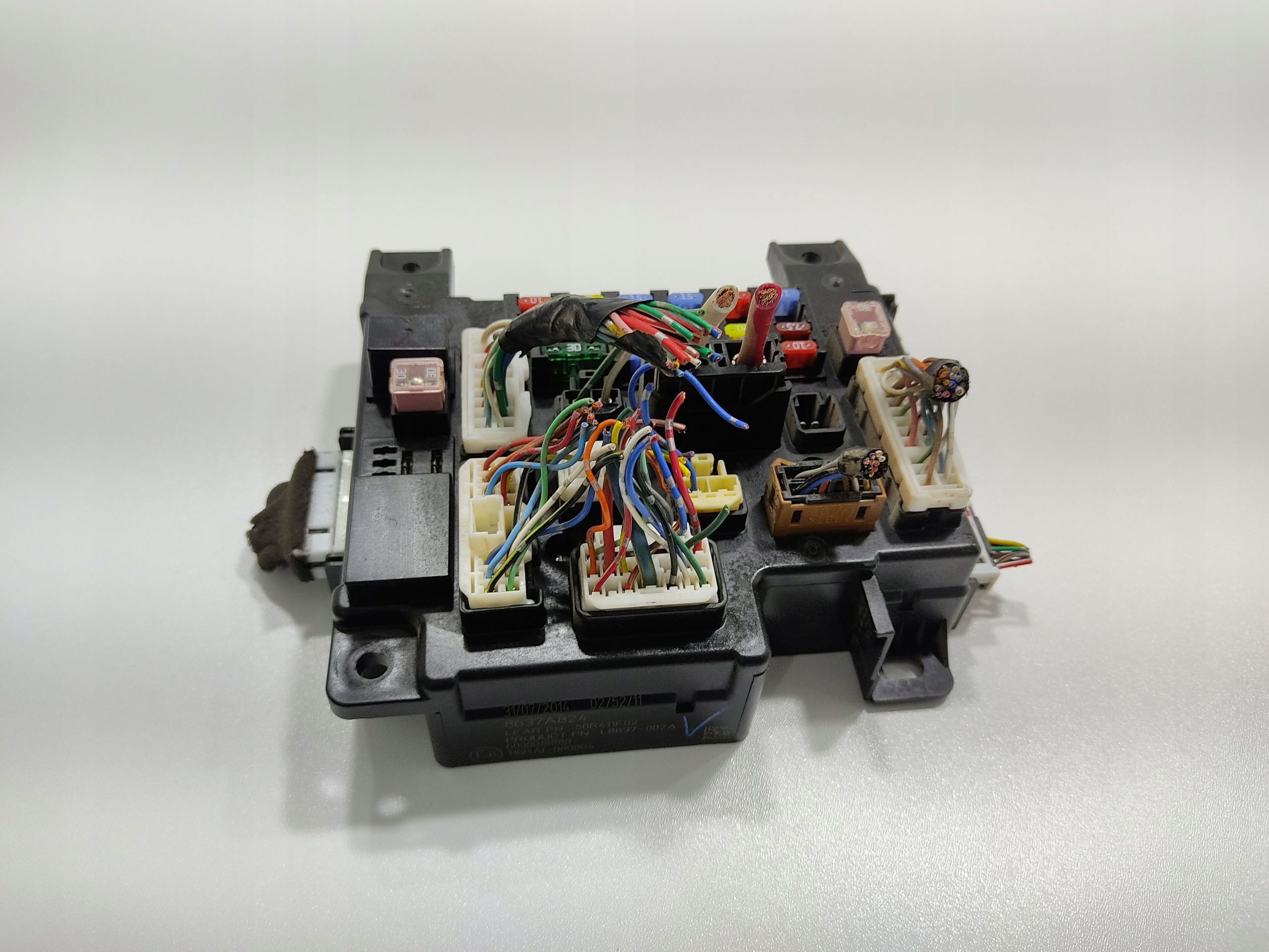 MODUL BSI POISTKOVA SKRINKA C-CROSSER 4007 8637A824 2007-2012