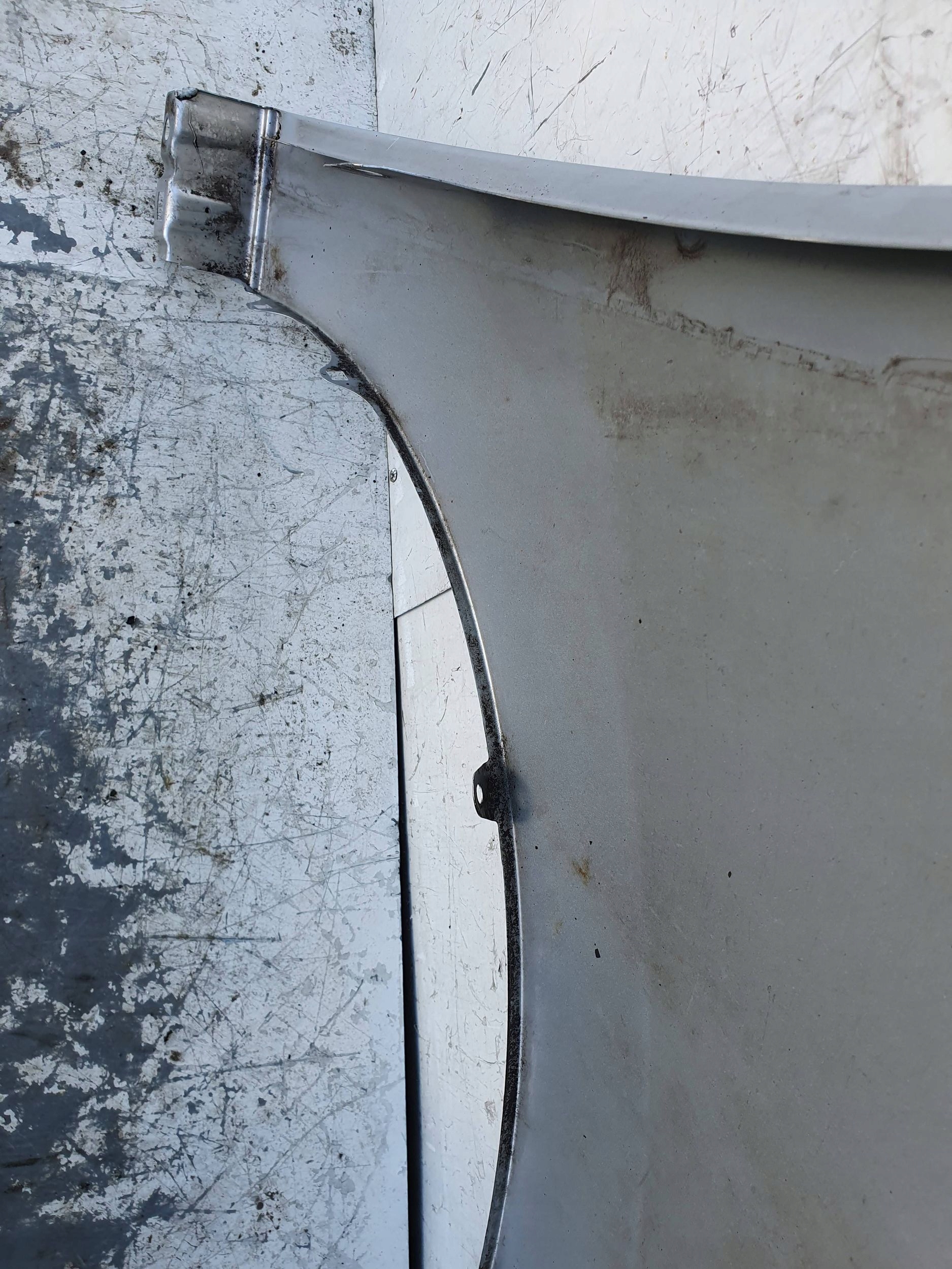 Hyundai ix35 ĽAVÝ PREDNÝ BLATNÍK