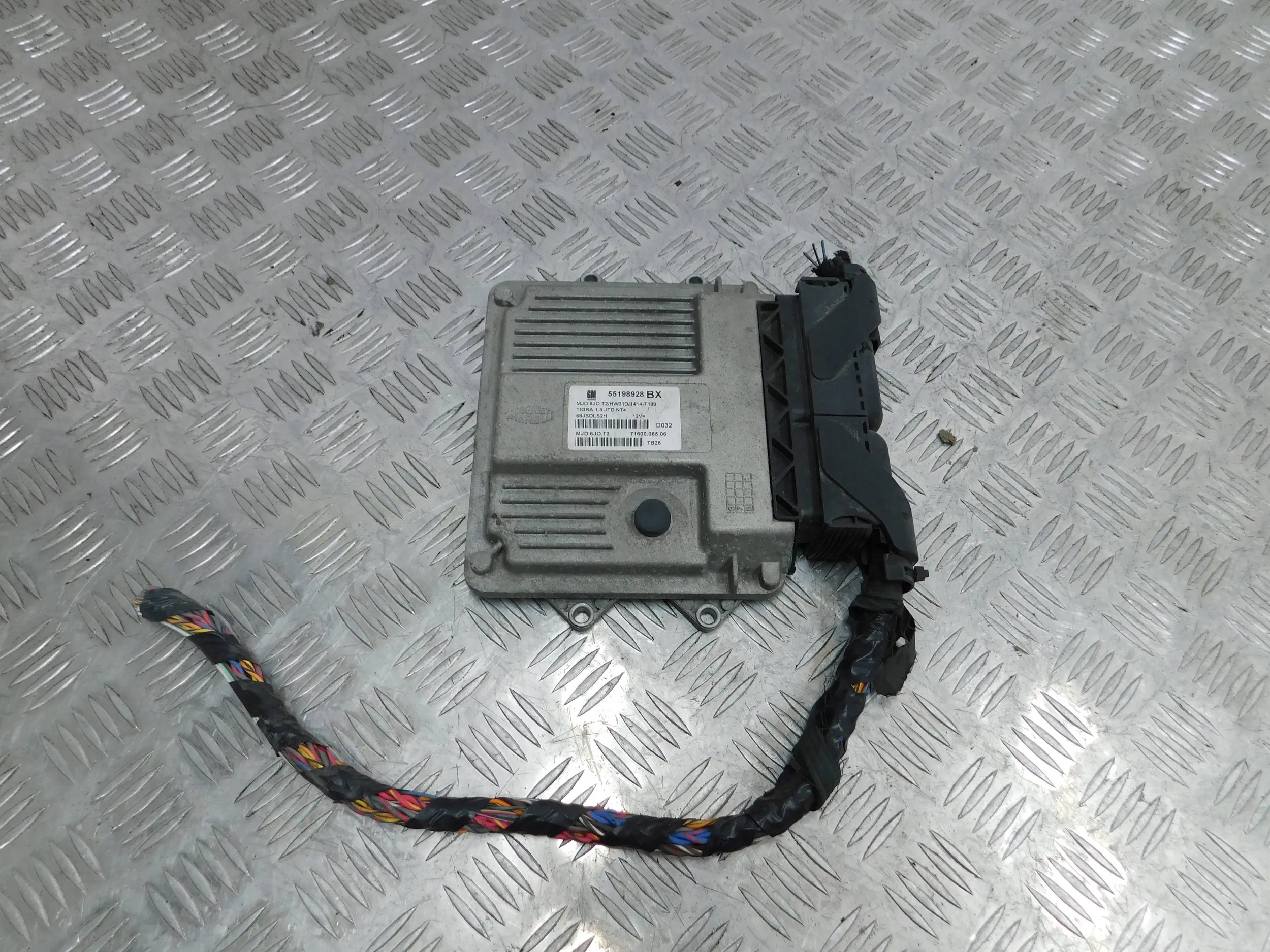 RIADIACA JEDNOTKA MOTORA TIGRA B 1.3 CDTI