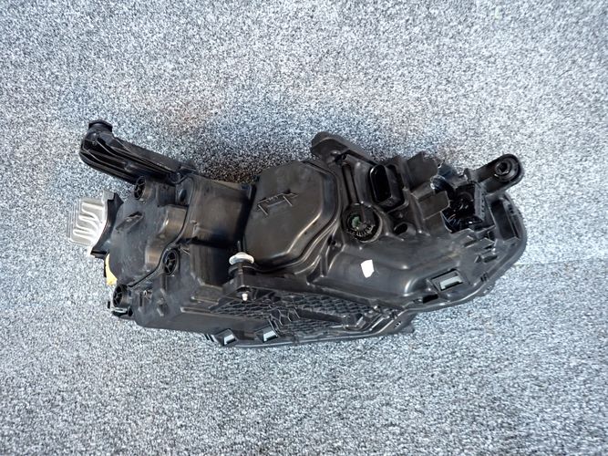 VW PASSAT  B8 FULL LED 14- LAVE PREDNE SVETLO