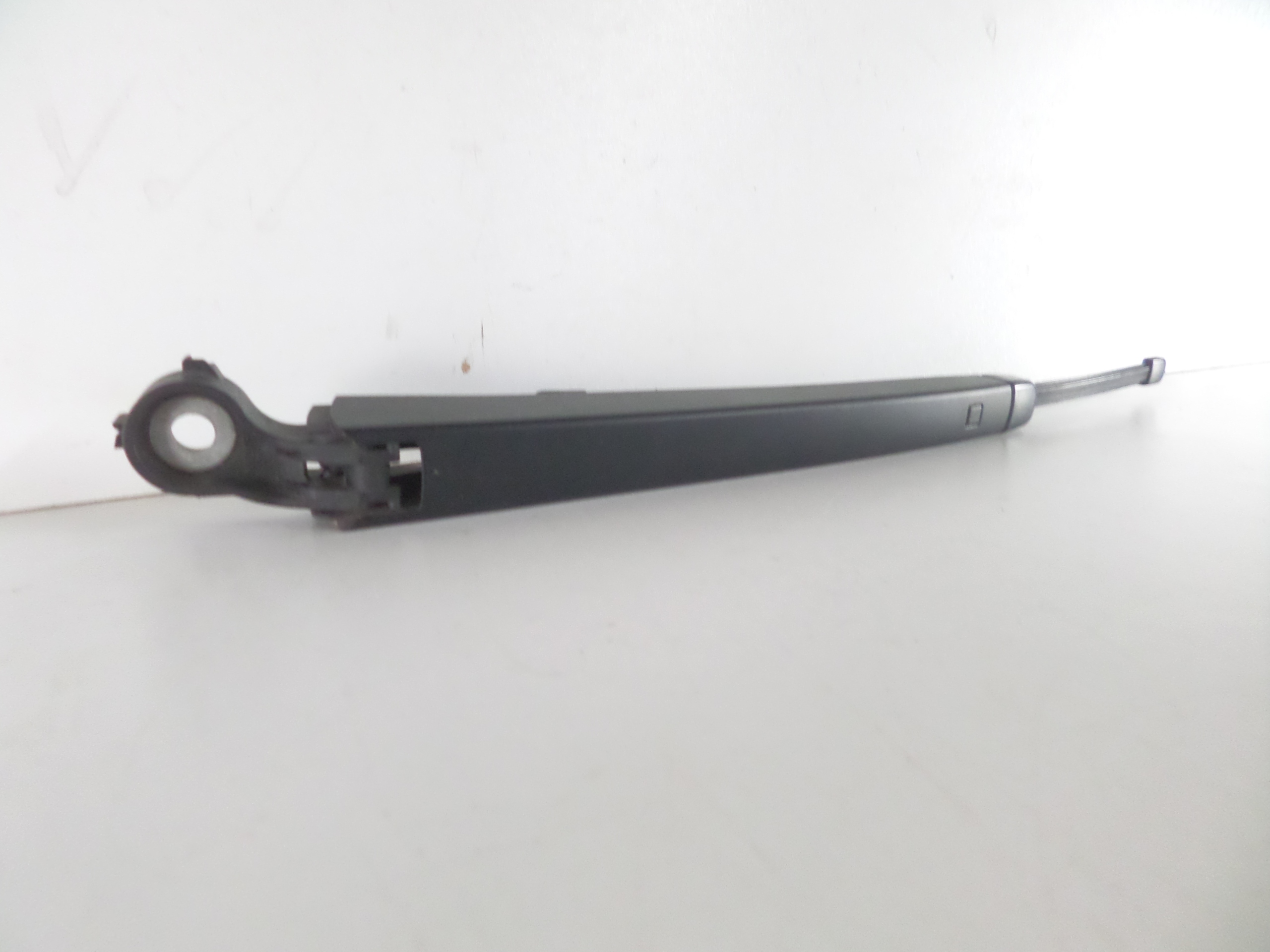 ZADNE RAMIENKO STIERACA VW GOLF 7 VII 12-