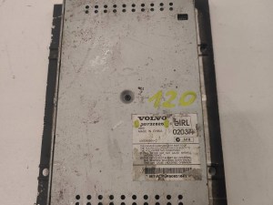 Volvo s40 II v50 oe 30732825 ZOSILŇOVAČ RÁDIA Volvo s40 II v50 oe 30732825 ZOSILŇOVAČ RÁDIA