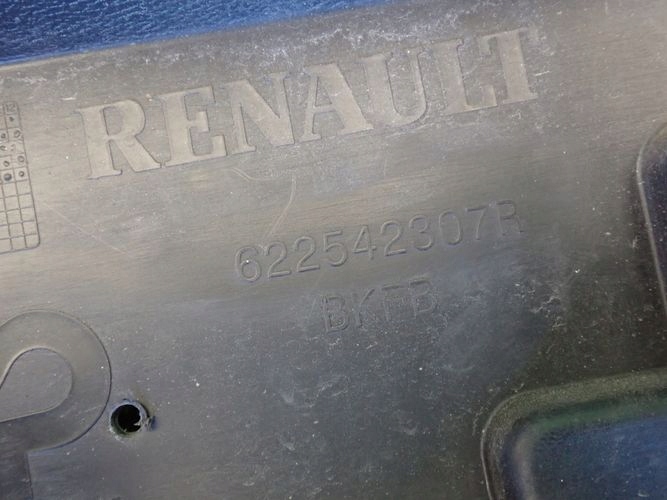 RENAULT MEGANE IV 16-19 PREDNÝ NÁRAZNÍK