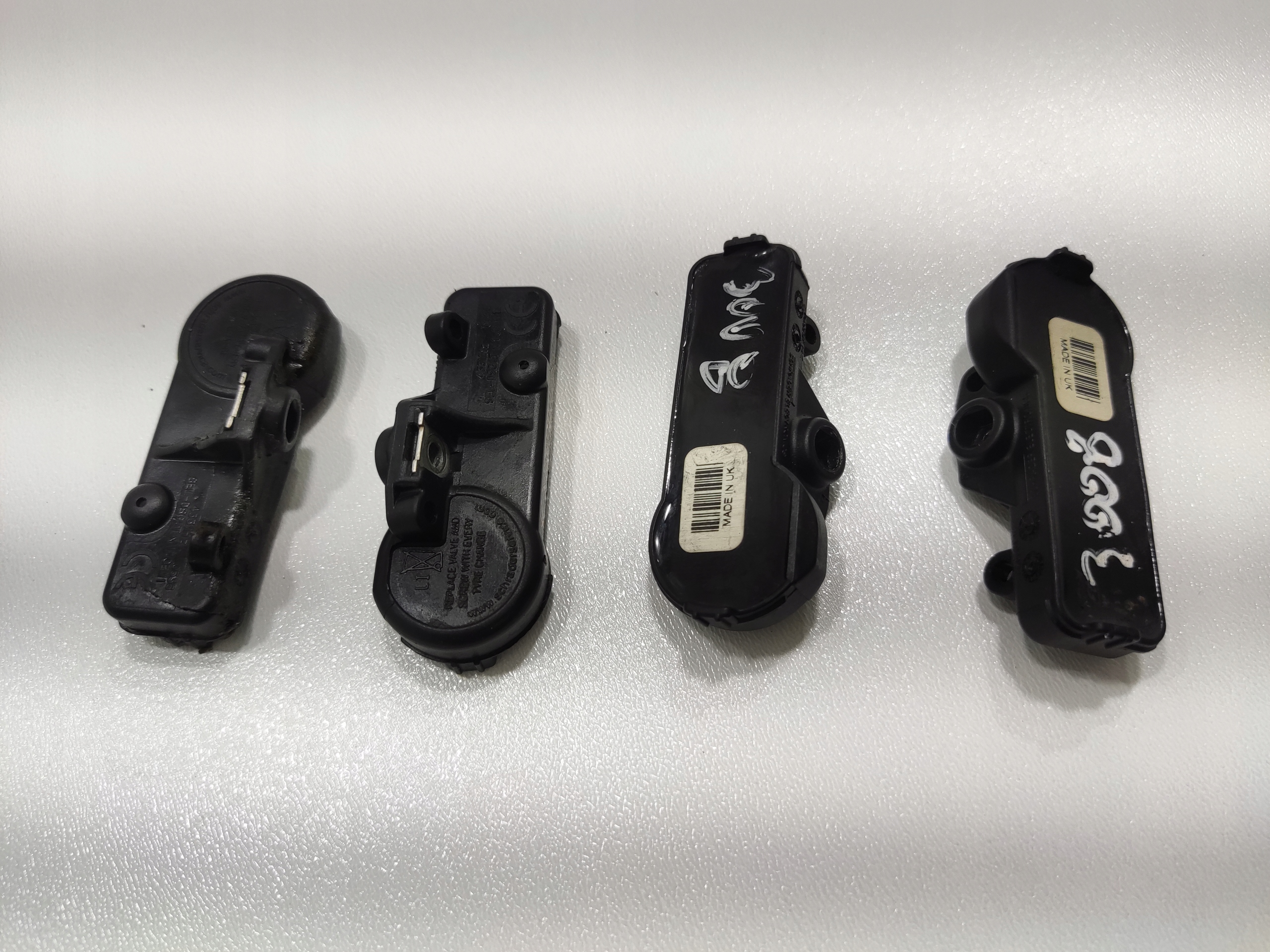 ČIDLO TLAKU PNEUMATIK TMPS PEUGEOT 3008 I 9673860880 2009-2016