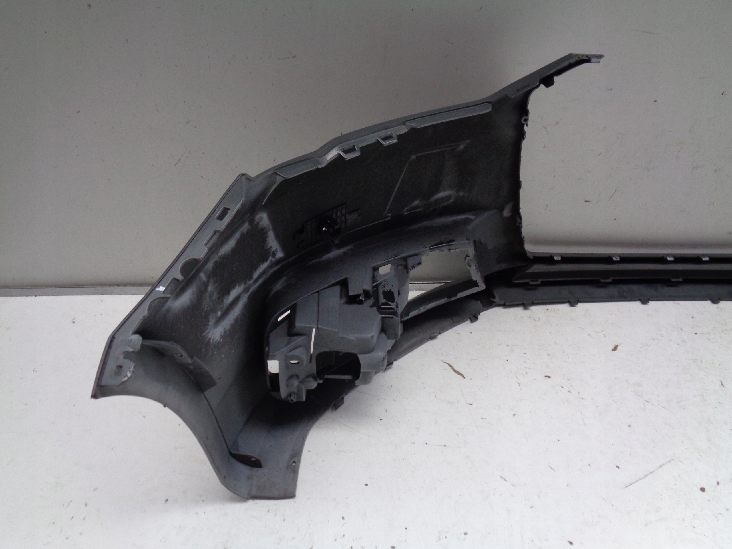 PREDNÝ NÁRAZNÍK AUDI A1 8XA 14- LIFT NR 39264