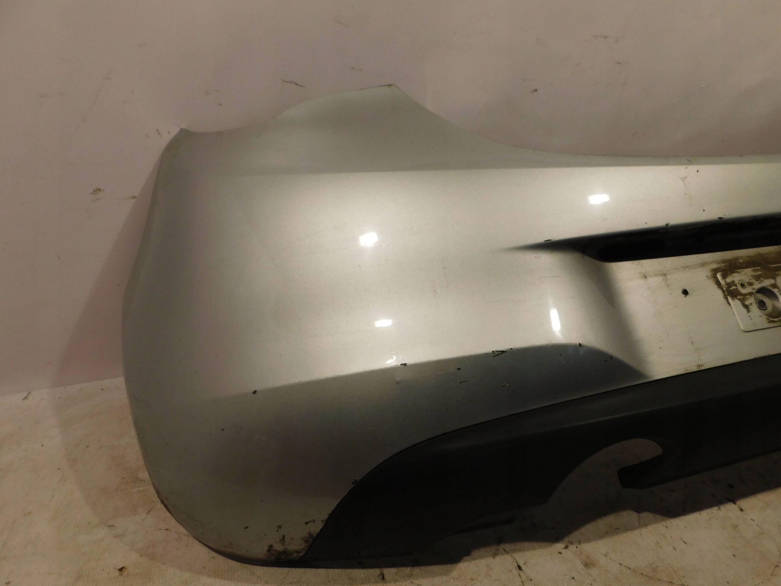ZADNÝ NÁRAZNÍK OPEL CORSA E
