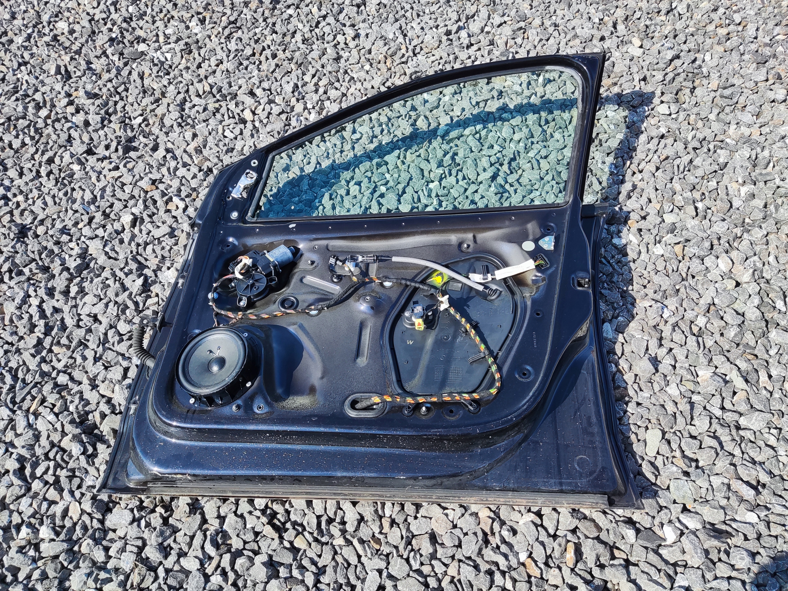 PRAVE PREDNE DVERE VOLKSWAGEN POLO V 6R 6C 5 DVEROVA VERZIA 09-16