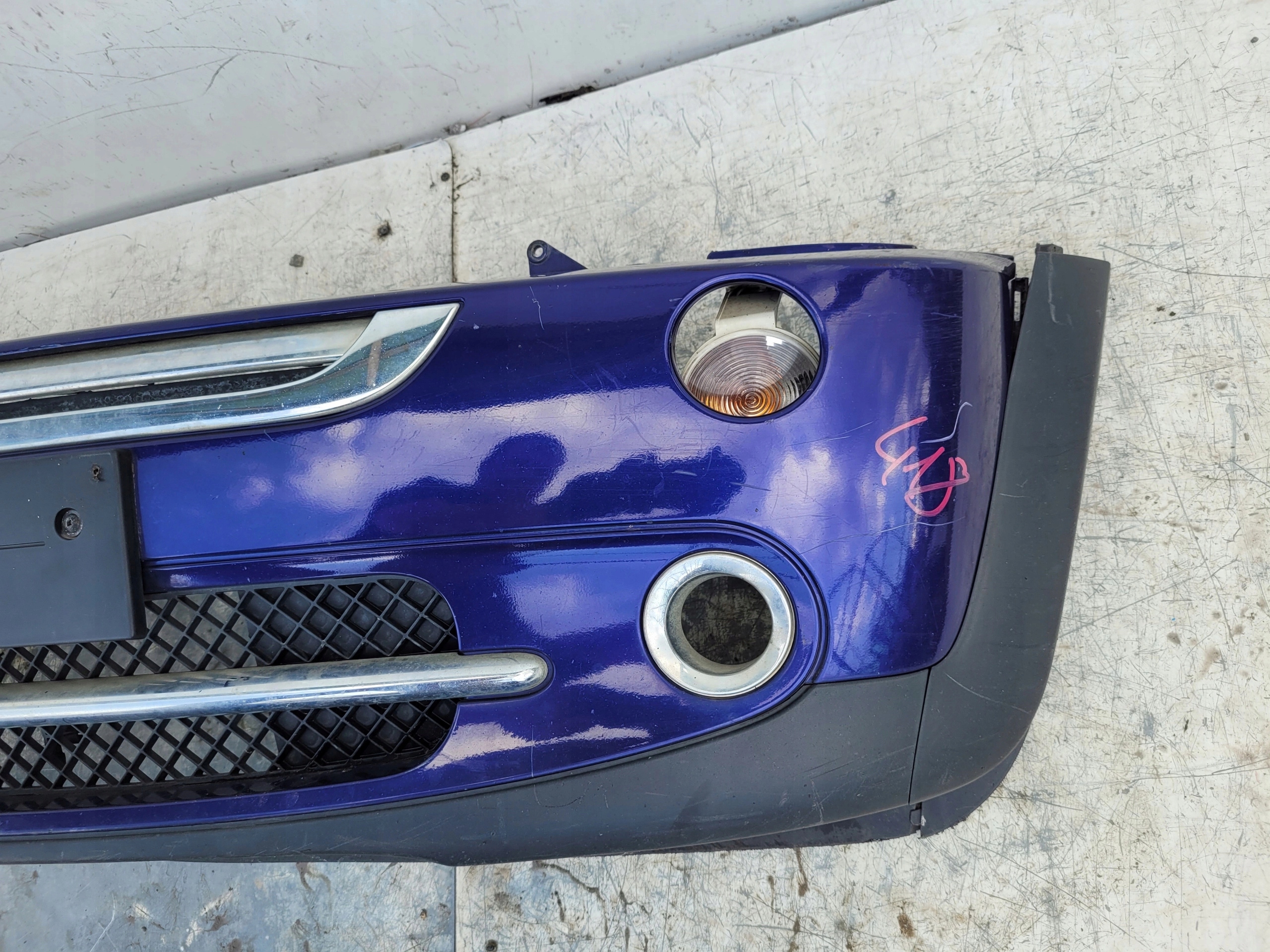 MINI ONE R50 R52 PREDNÝ NÁRAZNÍKA