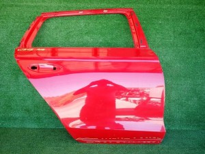 SKODA OCTAVIA IV KOMBI PRAVE ZADNE DVERE SKODA OCTAVIA IV KOMBI PRAVE ZADNE DVERE
