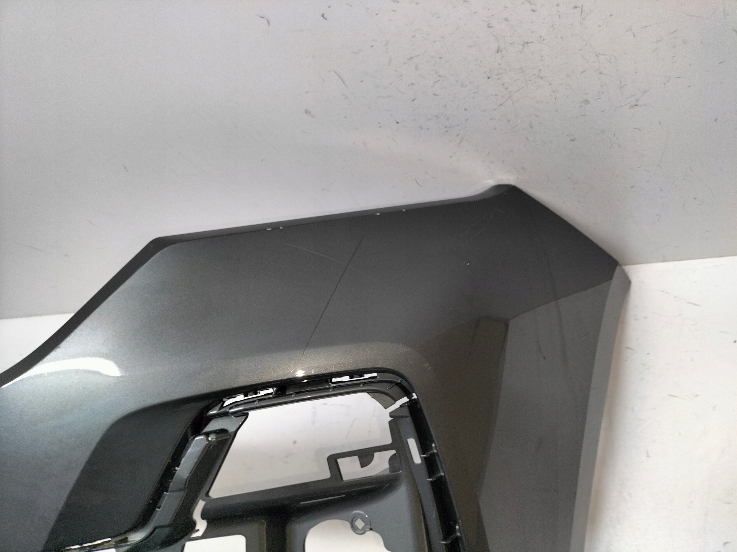 PREDNÝ NÁRAZNÍK FORD TRANSIT CONNECT III MK3 22-