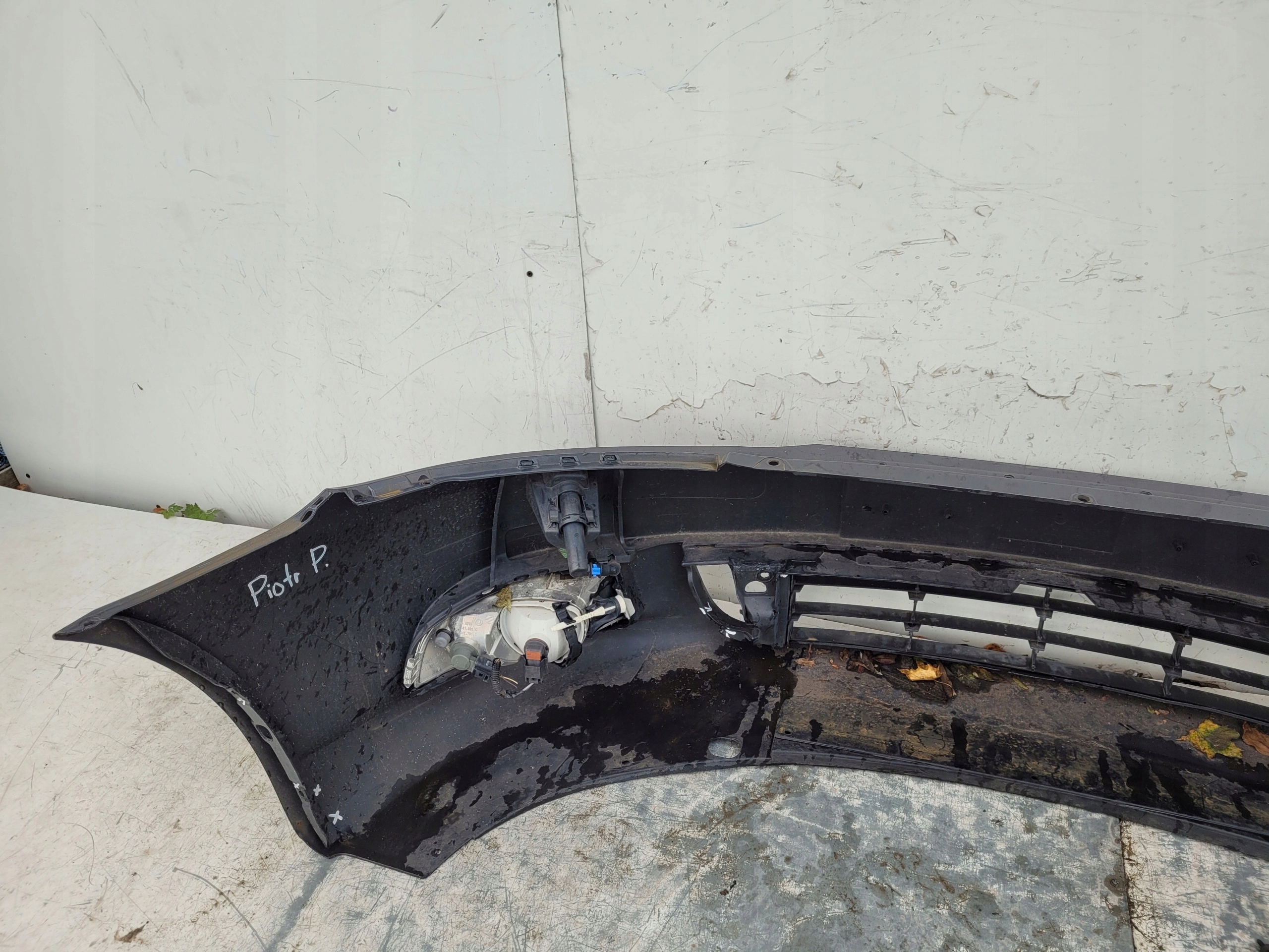 SKODA OCTAVIA II XENON LIFT PREDNÝ NÁRAZNÍK