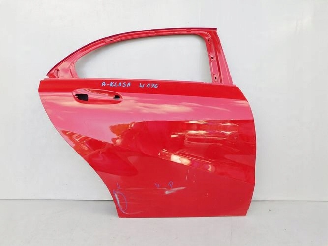 MERCEDES W176 A-KALSA 12- PRAVE ZADNE DVERE