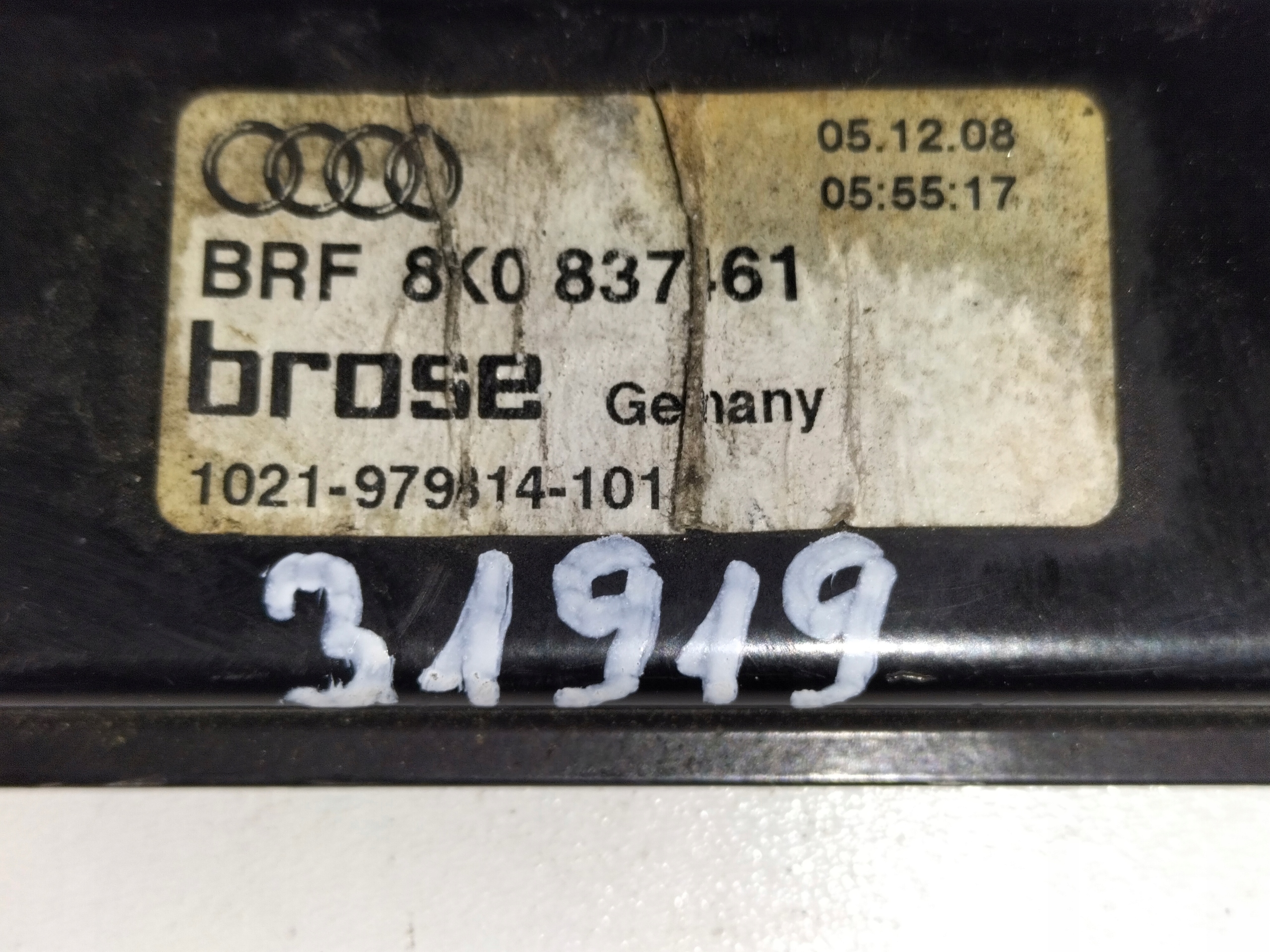 ĽAVE PREDNÉ SŤAHOVANIE OKNA AUDI A4 B8 07-15