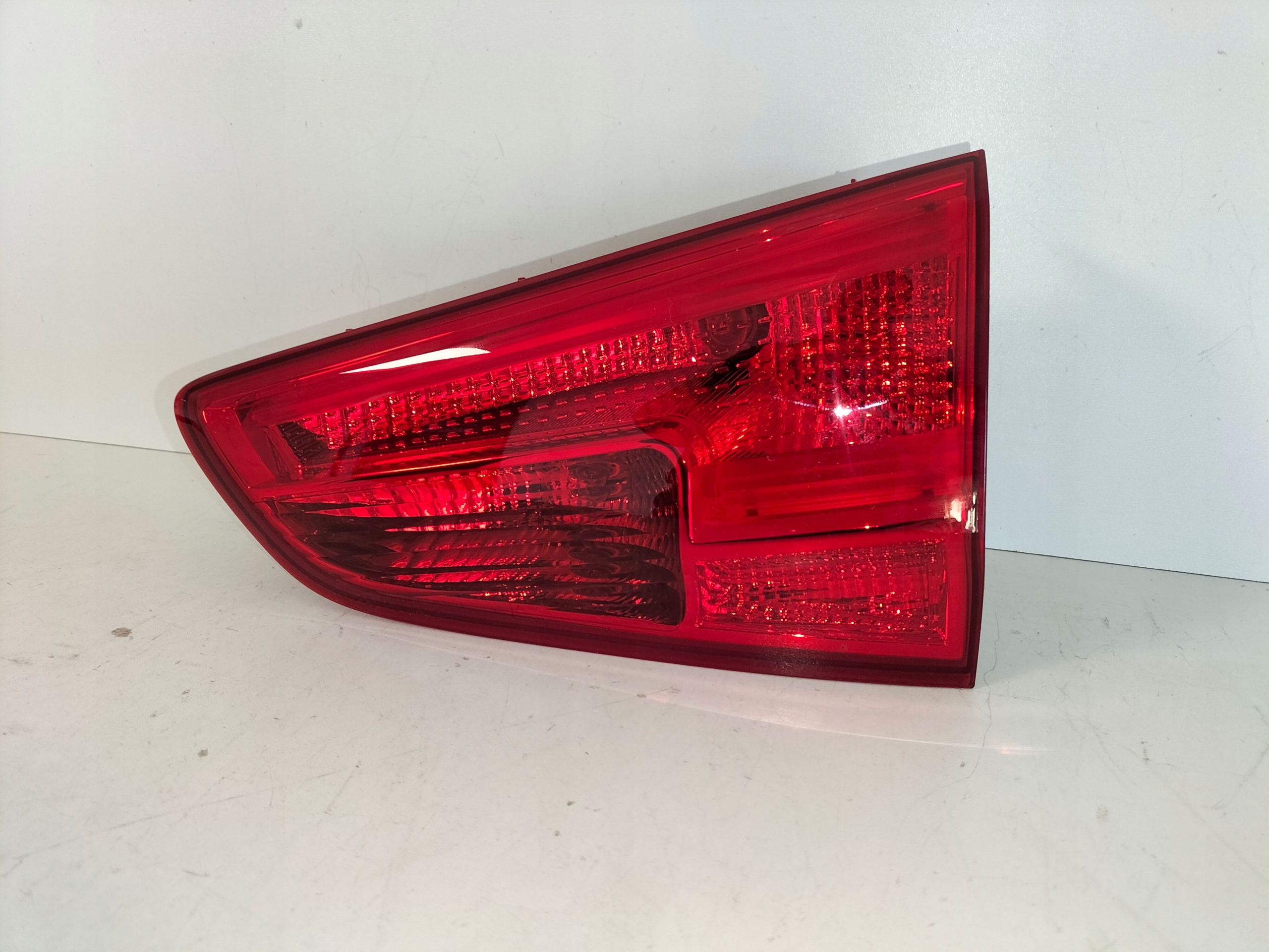 PRAVE ZADNE SVETLO KIA CEED II 12-18 KOMBI