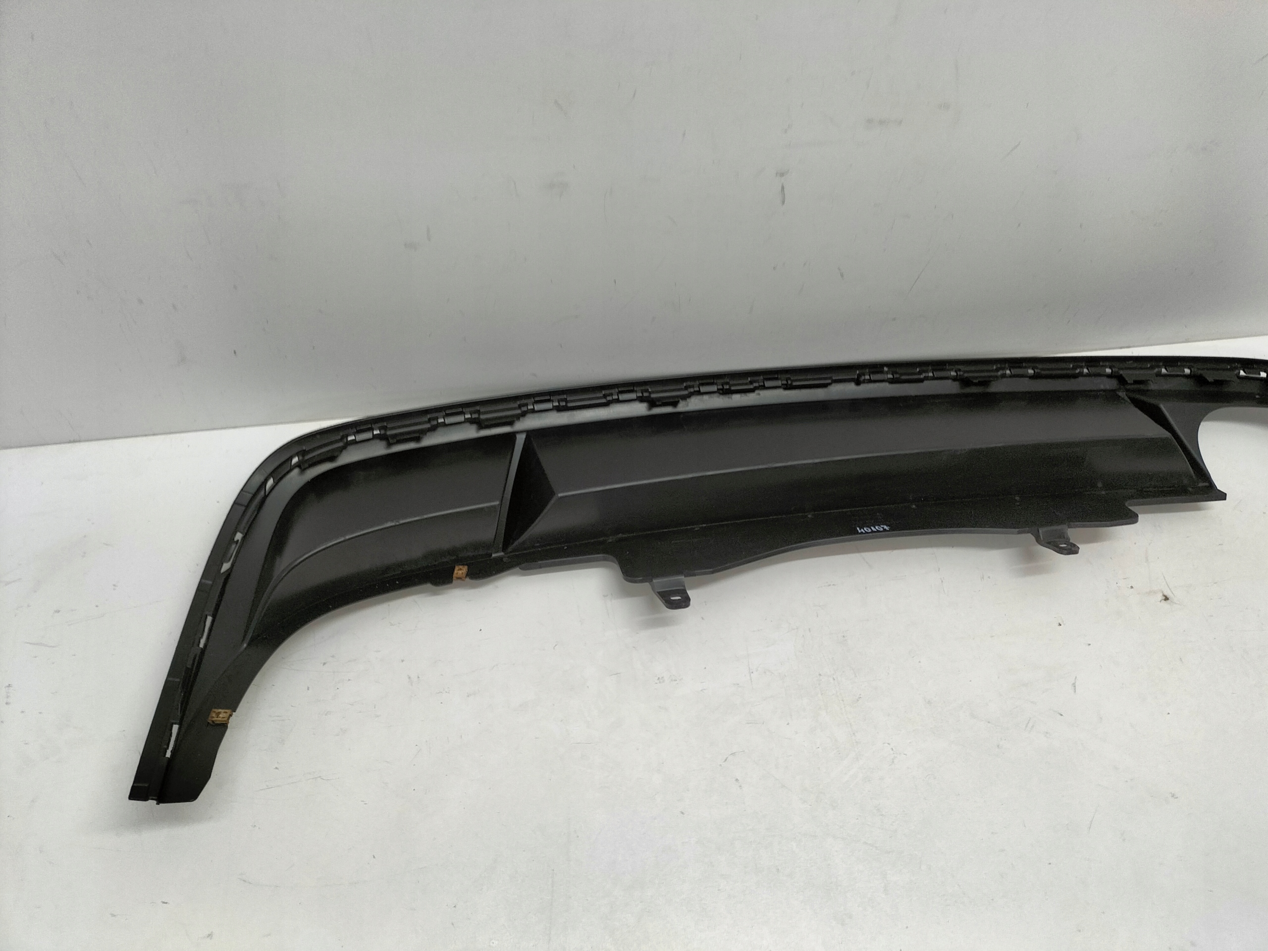 SPOJLER LIŠTA ZADNÉHO NÁRAZNÍKA VW PASSAT  B7 10-14 SEDAN