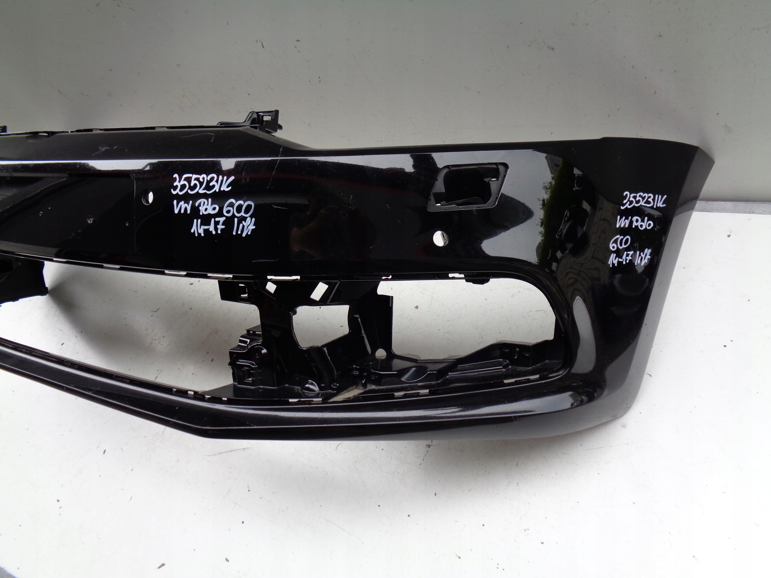 PREDNÝ NÁRAZNÍK VW POLO 6C 6C0 14-17 LIFT NR 35523