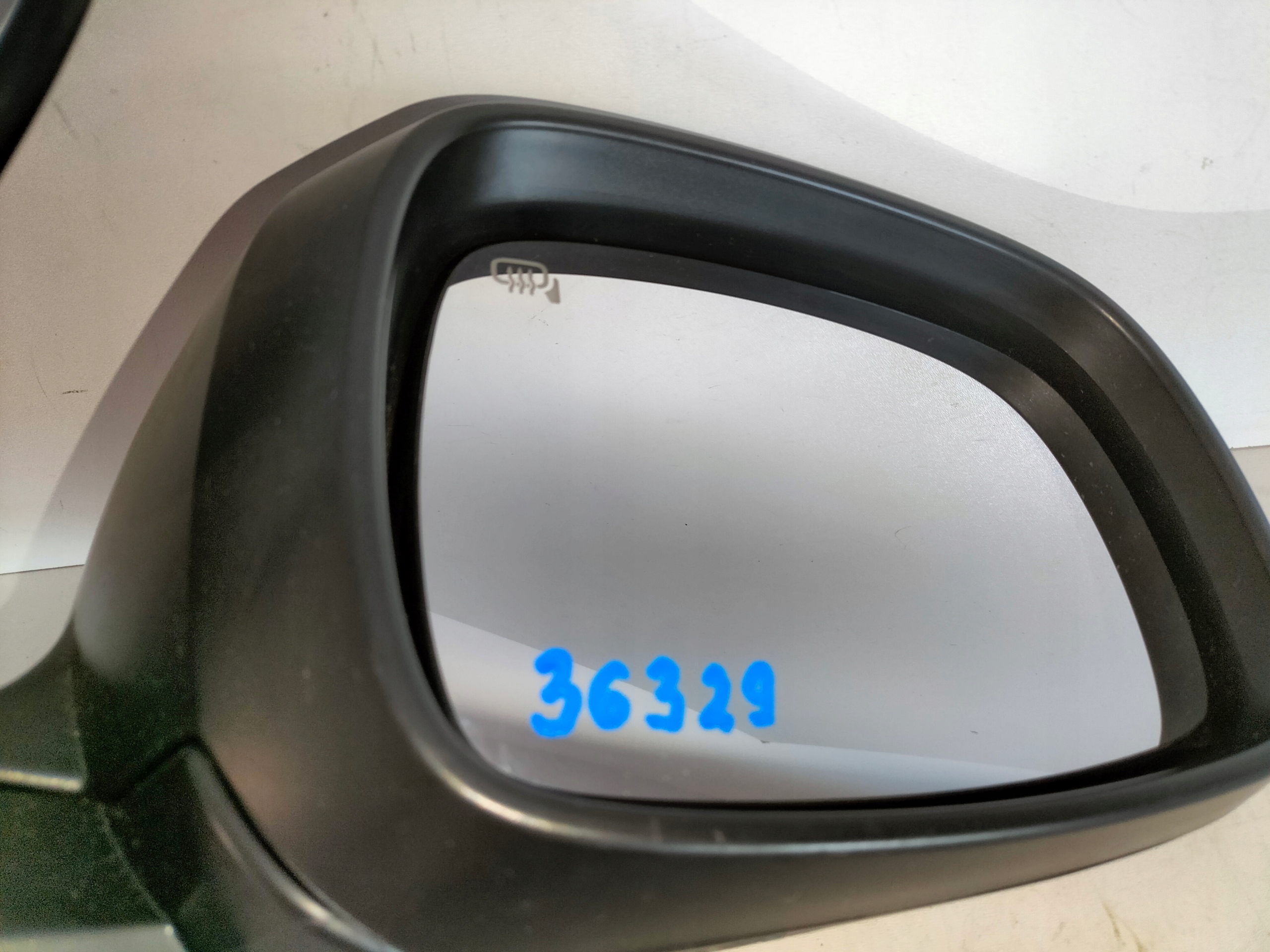 PRAVE ZRKADLO ELEKTRICKÉ SUZUKI SWIFT MK6 04-10