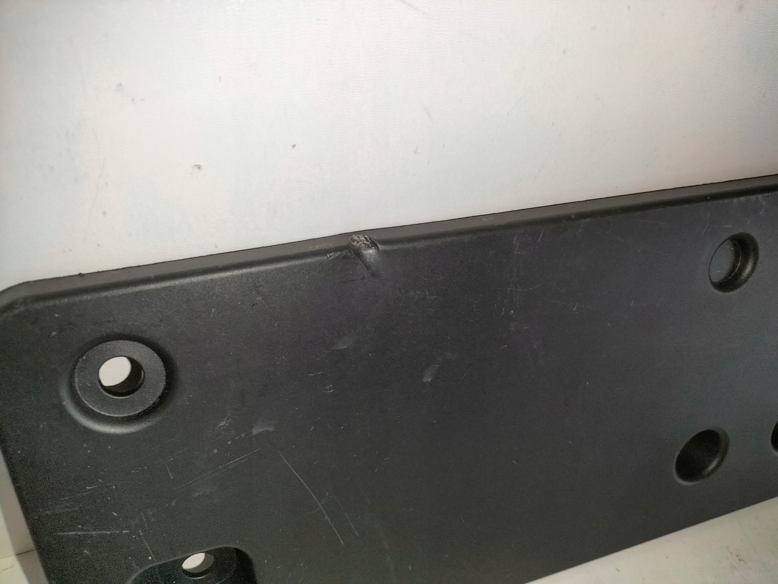 LIŠTA POD PREDNÚ ŠPZ VW GOLF VIII 8 LIFT 24-