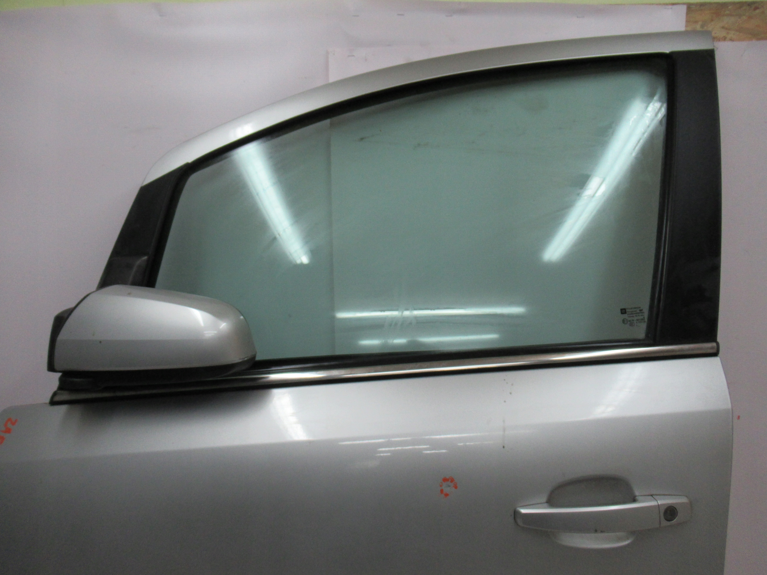 ĽAVÉ PREDNÉ DVERE OPEL ZAFIRA B