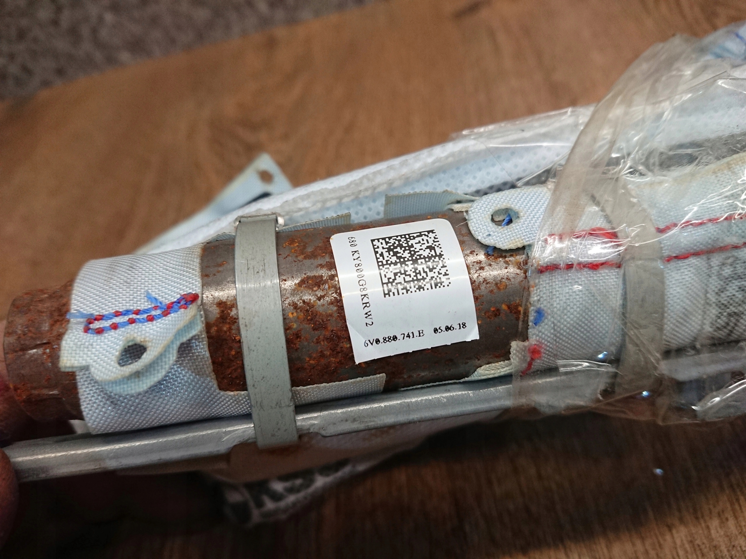 SKODA FABIA III 3 PRAVY STROPNY AIRBAG 6V0880741E