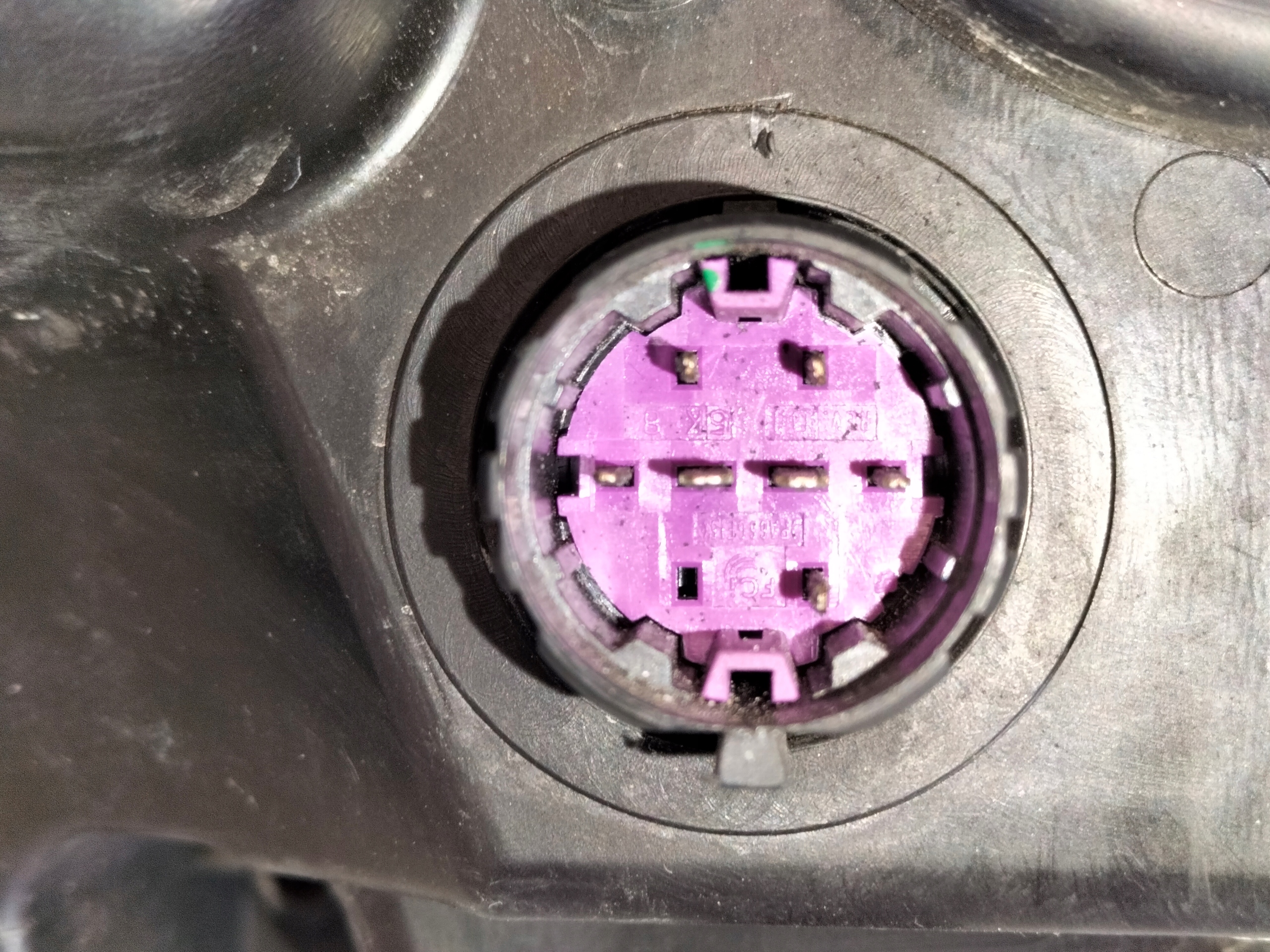 LAVE PREDNE SVETLO FIAT DOBLO II LIFT 15-