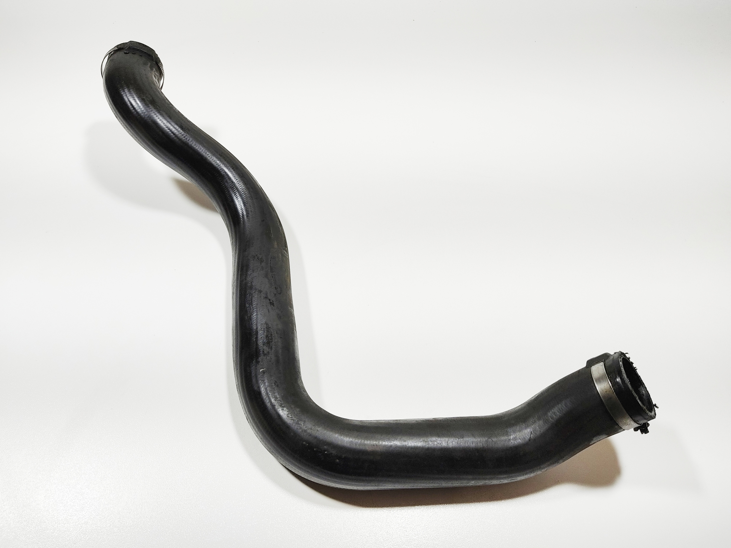 HADICA INTERCOOLERA TRAFIC 2.5 DCI 2001-2006