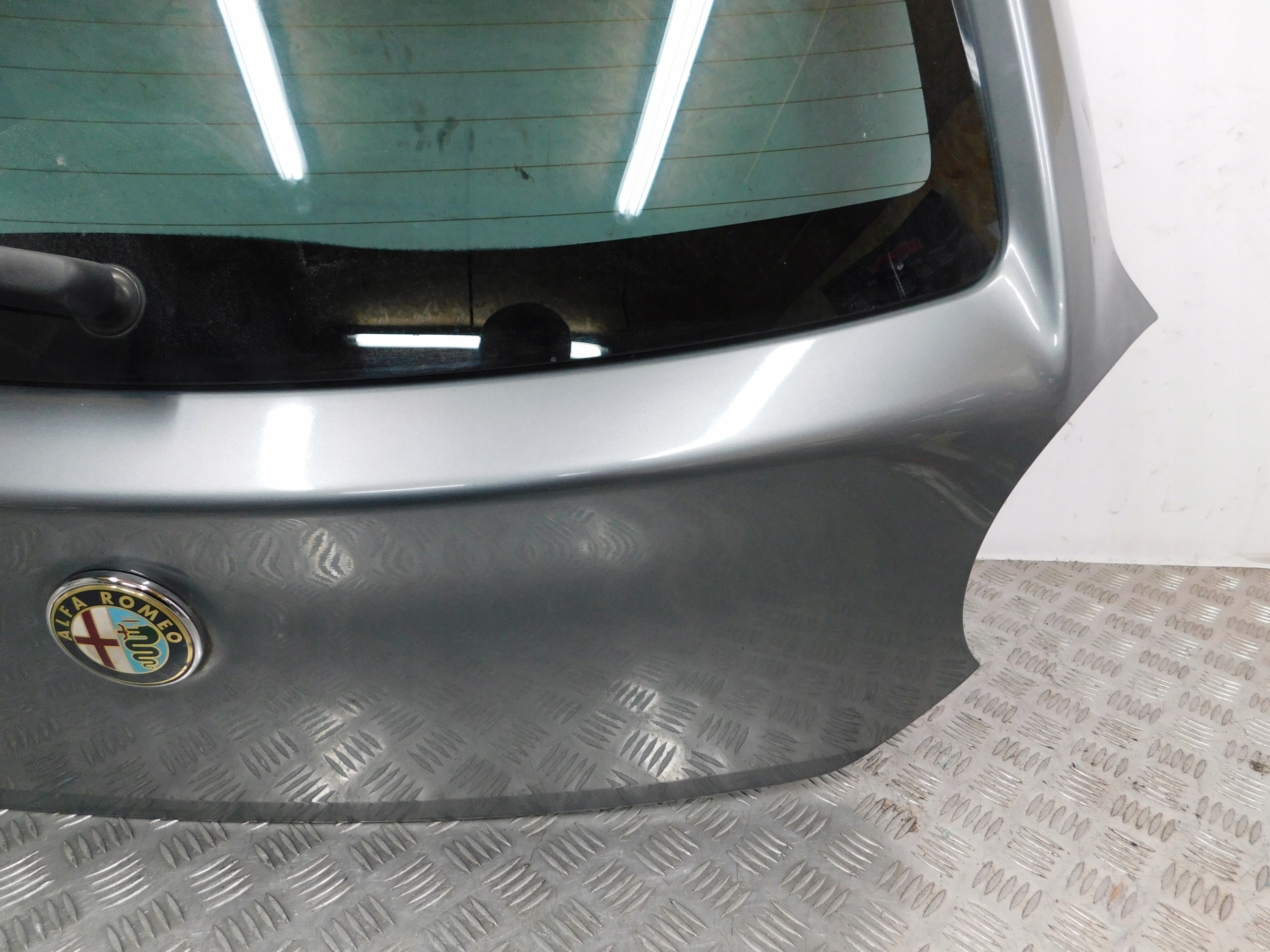 ZADNÁ KAPOTA ALFA ROMEO MITO