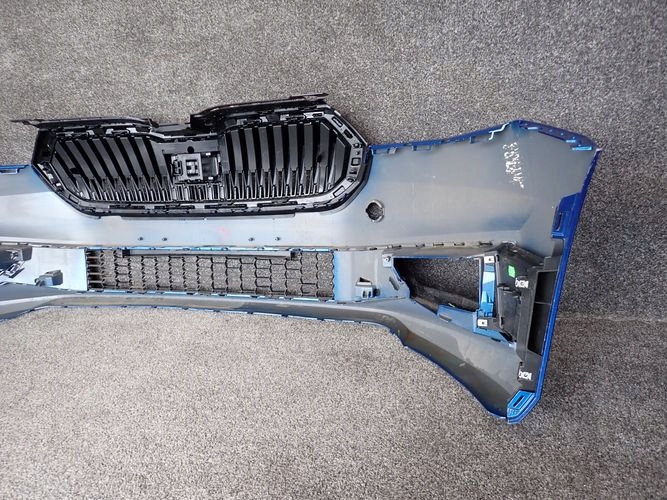 SKODA FABIA IV PREDNÝ NÁRAZNÍK NASÁVANIA VZDUCHU