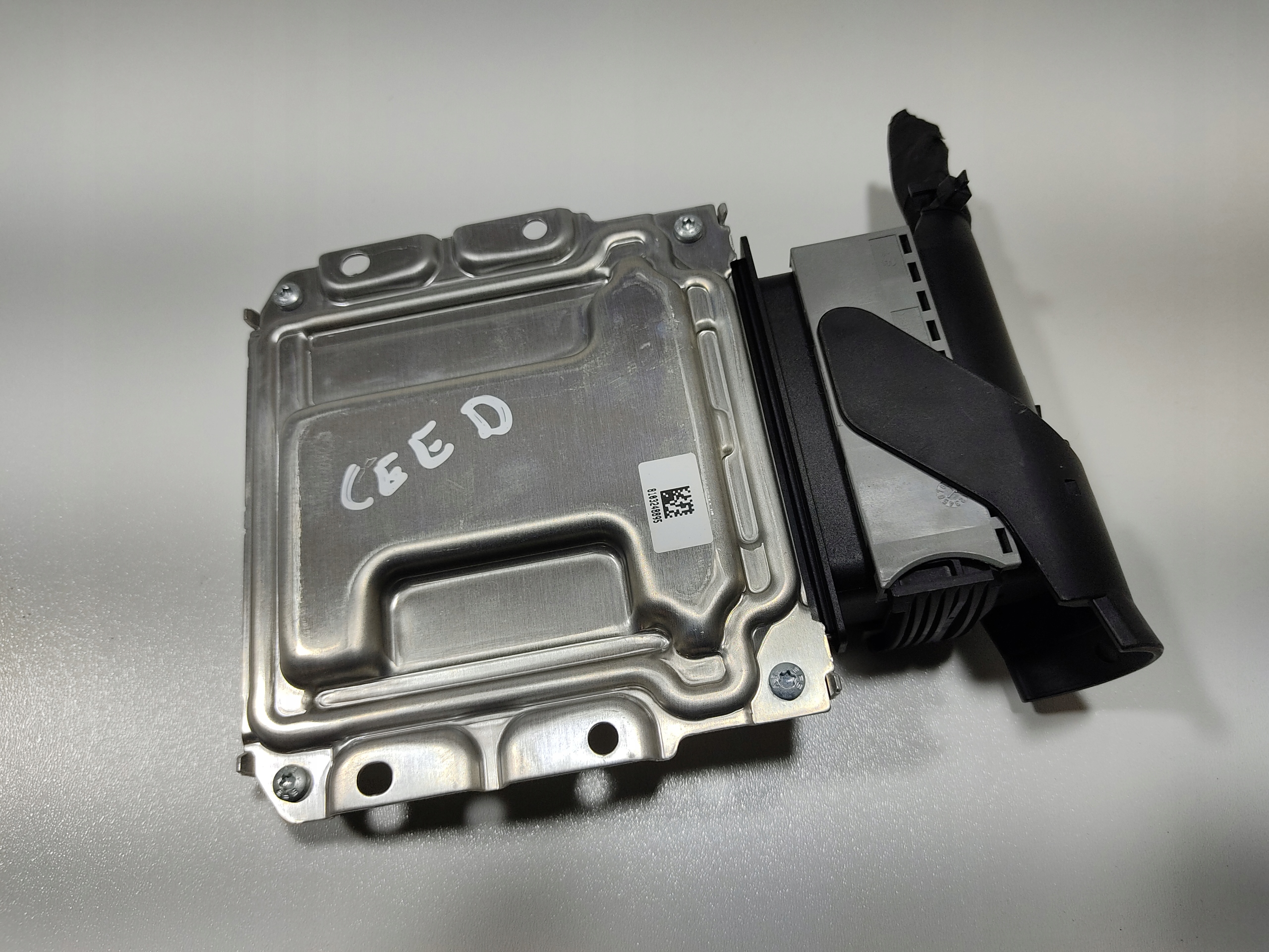 RIADIACA JEDNOTKA KIA CEED 1.6 CRDI 29610-2U200 2018-2022