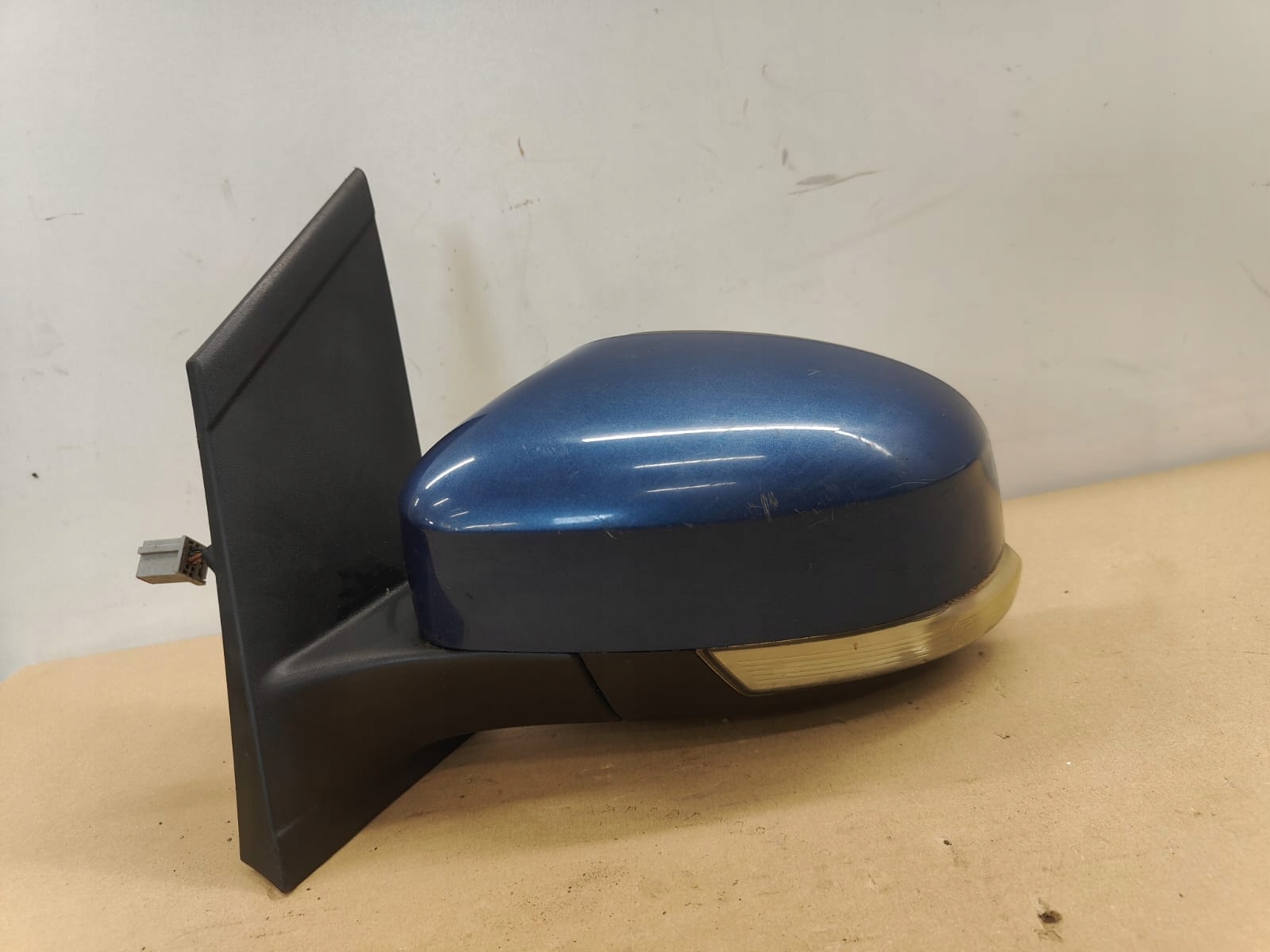 Ford focus mk2 lift 08-11 ĽAVÉ ZRKADLO PREDNÝE 6 pin