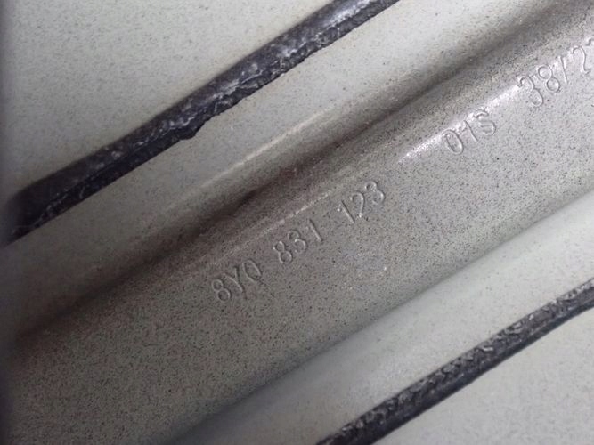 AUDI A3 8Y 20- LAVE PREDNE DVERE