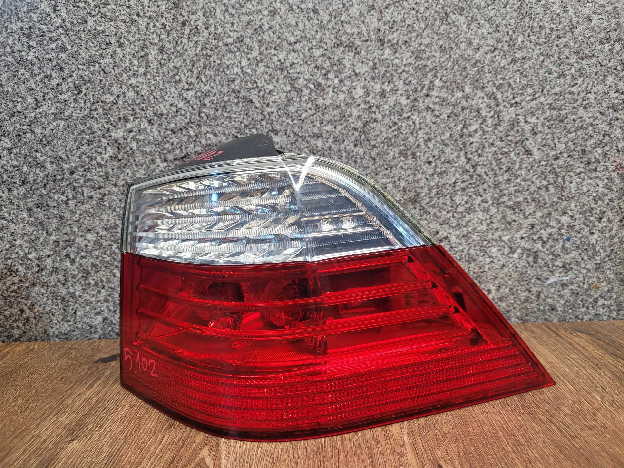 BMW E61 LIFT KOMBI PRAVÉ ZADNÉ SVETLO 7177694