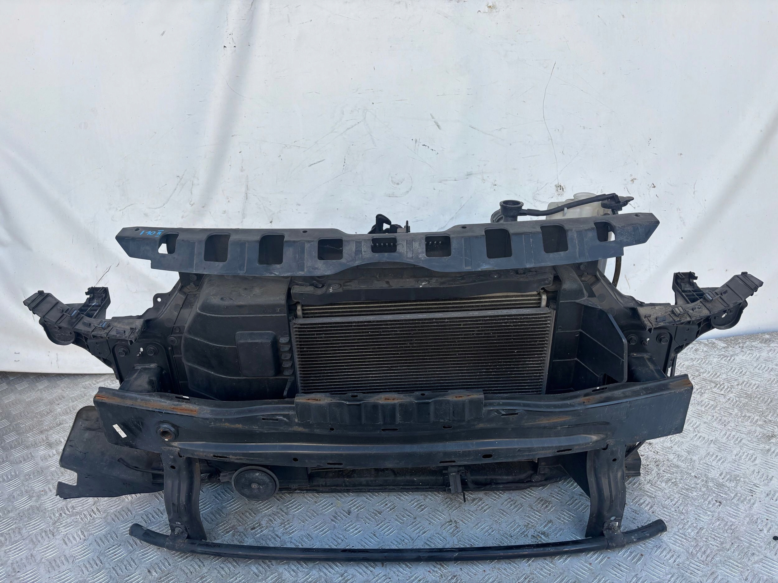 PREDNE CELO VYSTUHA CHLADICE HYUNDAI I10 II 1.0 13-