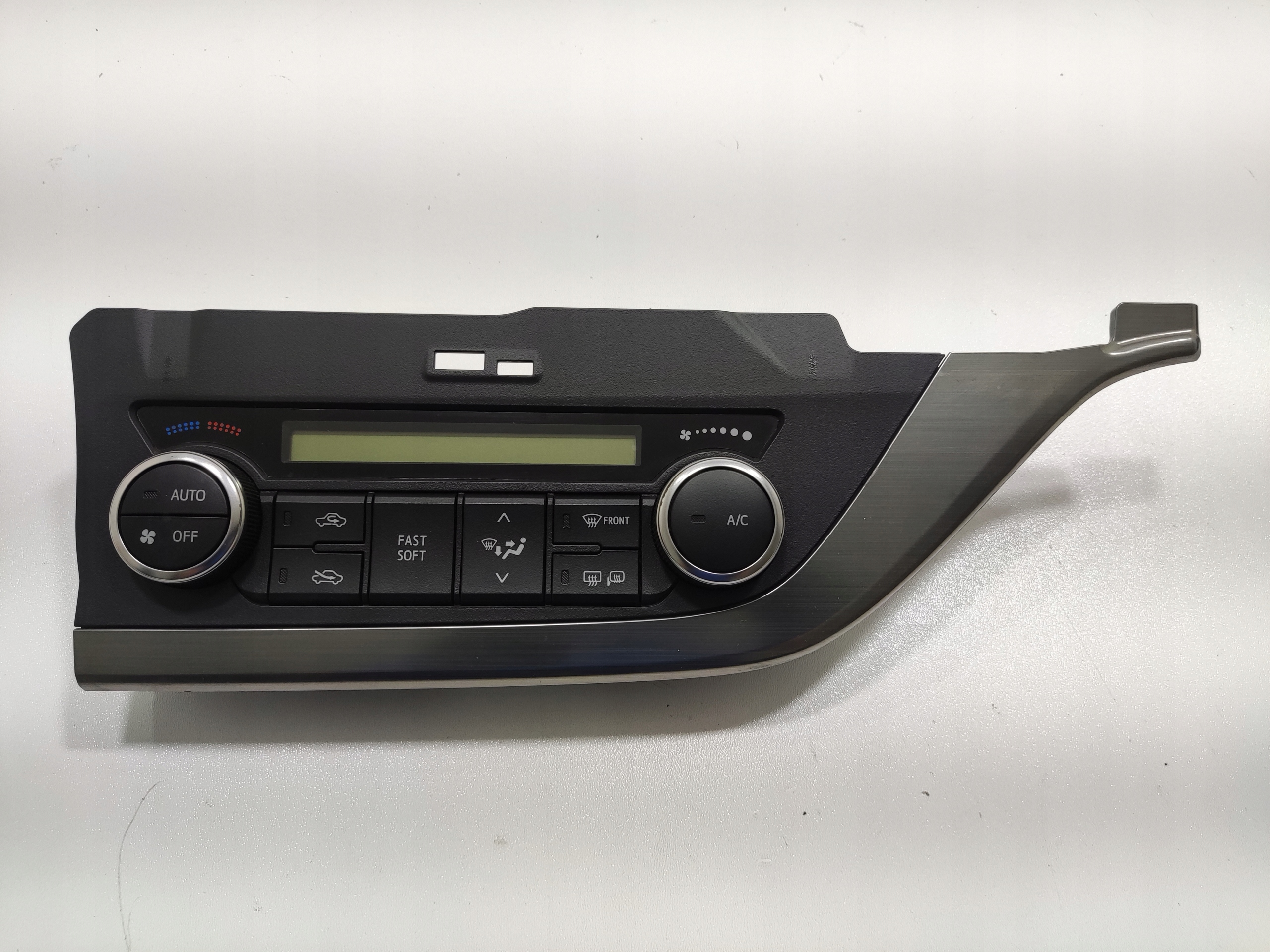 OVLADANIE KURENIA TOYOTA AURIS II E18 2012-2018 55900-02380